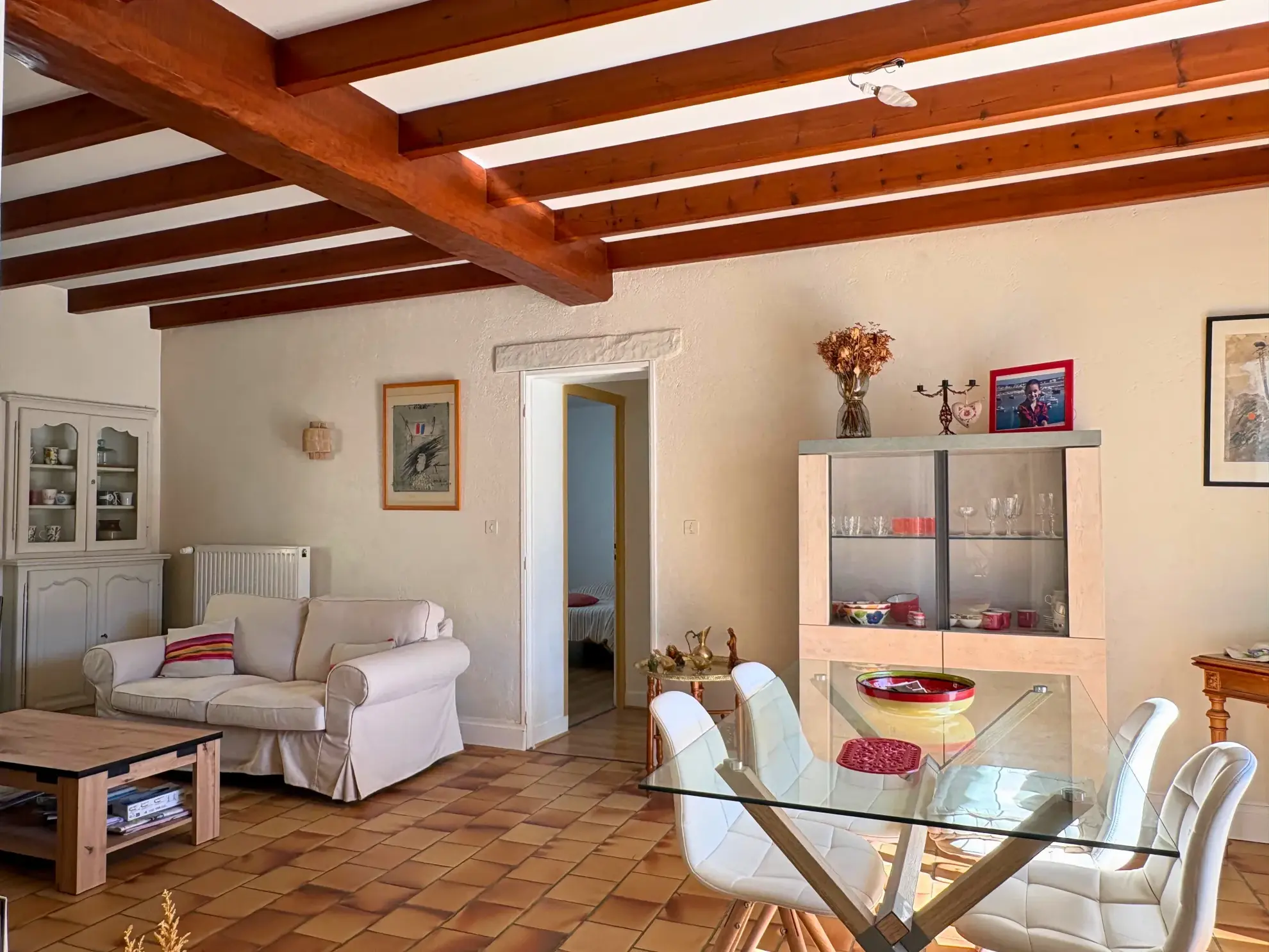 Maison de plain-pied moderne à vendre à Boutiers-Saint-Trojan, 3 chambres, garage et jardin privé 