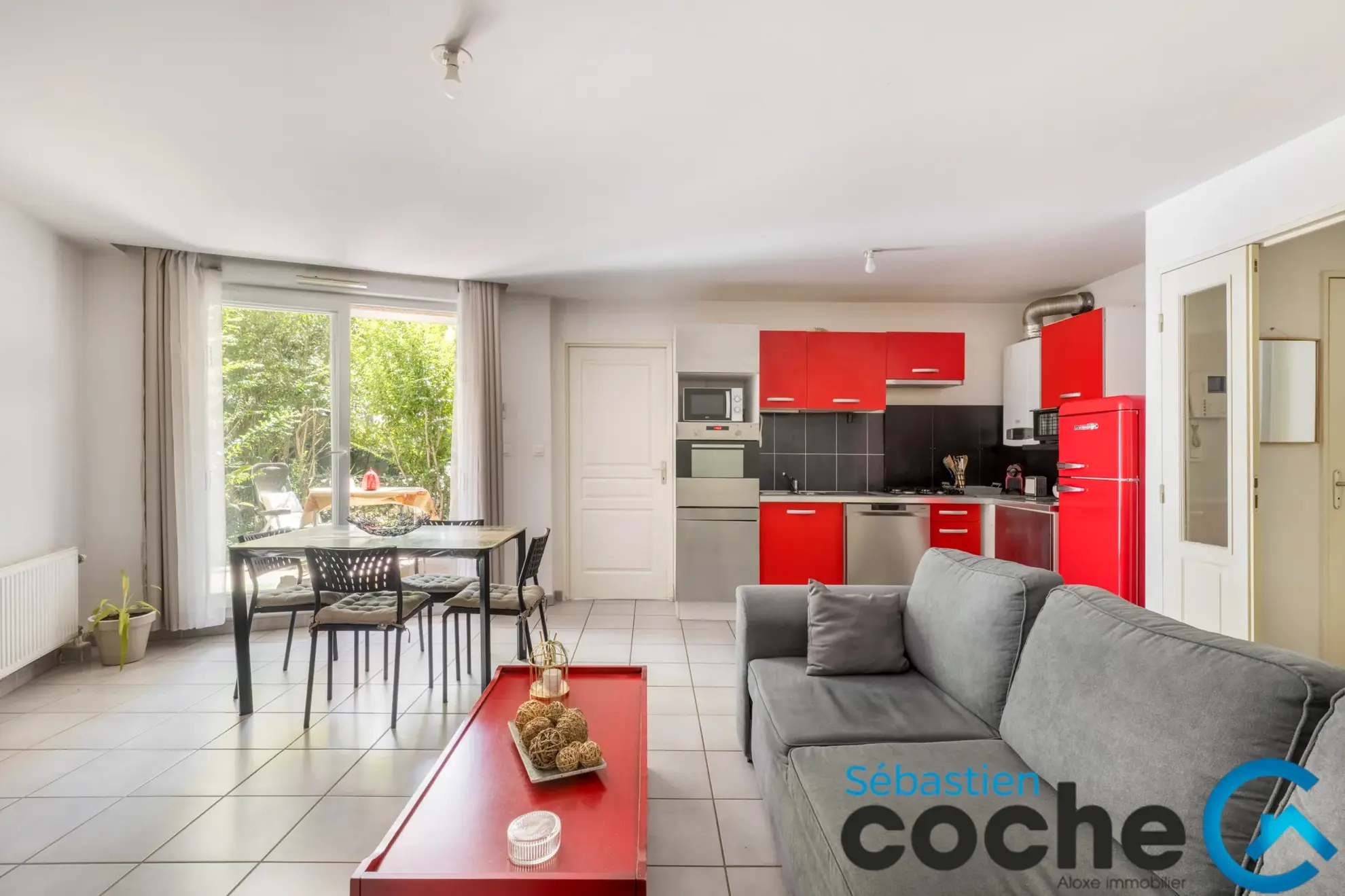 Appartement T2 avec jardin et garage à Chassieu – Opportunité exclusive