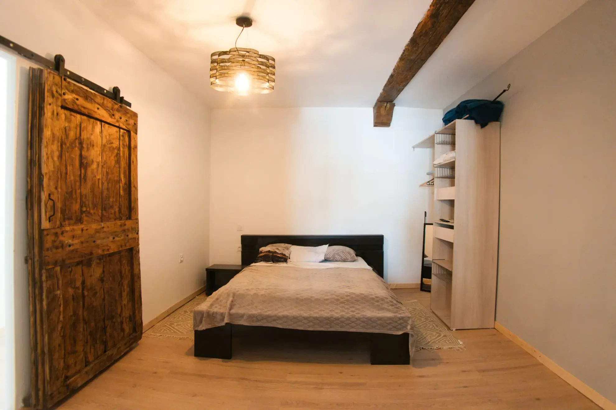 Maison de village divisible à Peyriac-de-Mer avec garage et terrasse 