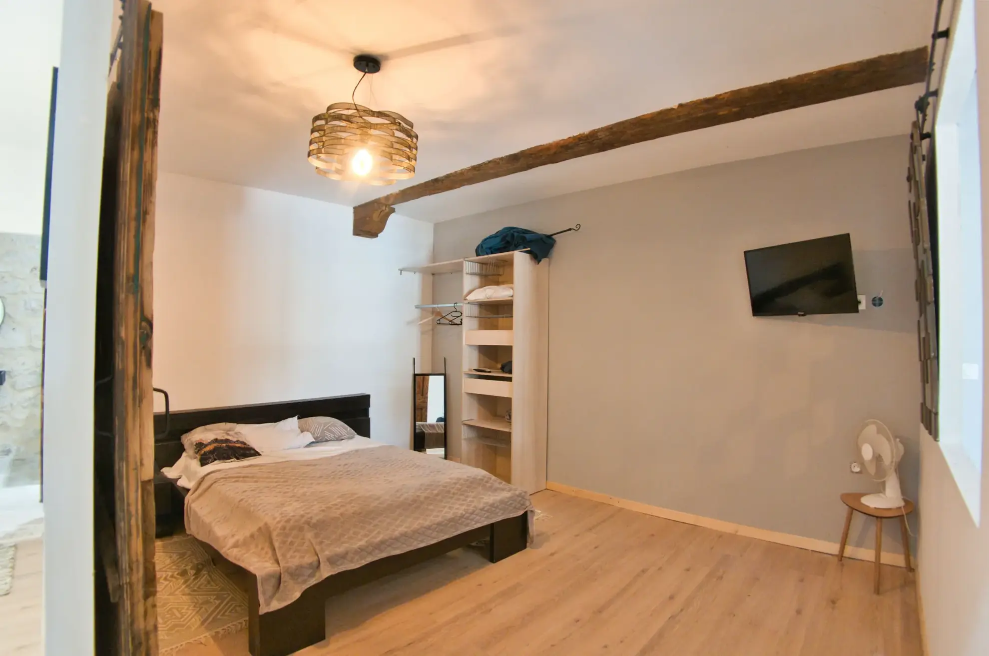 Maison de village divisible à Peyriac-de-Mer avec garage et terrasse 