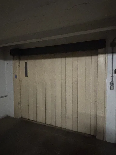 Garage sécurisé dans le Carré d’Or à Nice - Emplacement idéal 