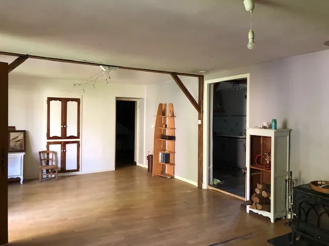 Belle maison de 135 m² avec jardin arboré à Saint Rémy, environnement paisible 