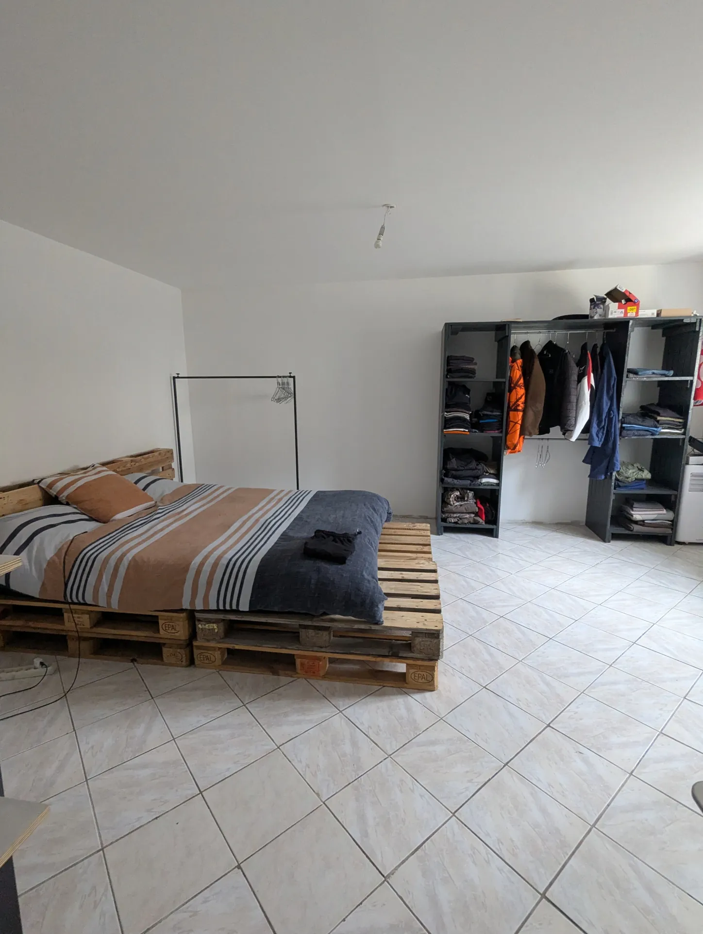 Maison à Oyrières avec garage, terrasse et terrain de 530 m² 