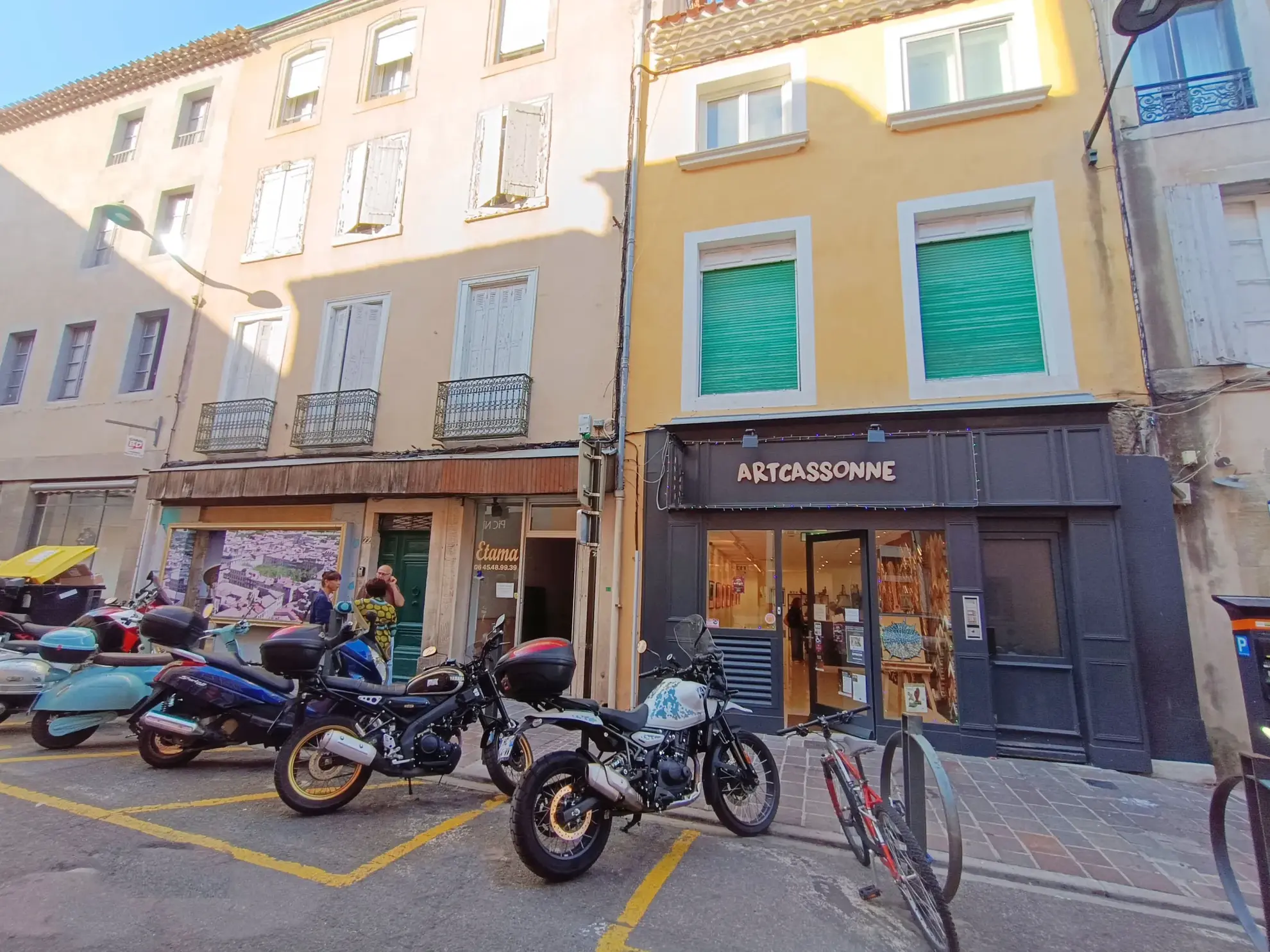 Local commercial de 20 m² avec réserve au cœur de Carcassonne, emplacement premium 