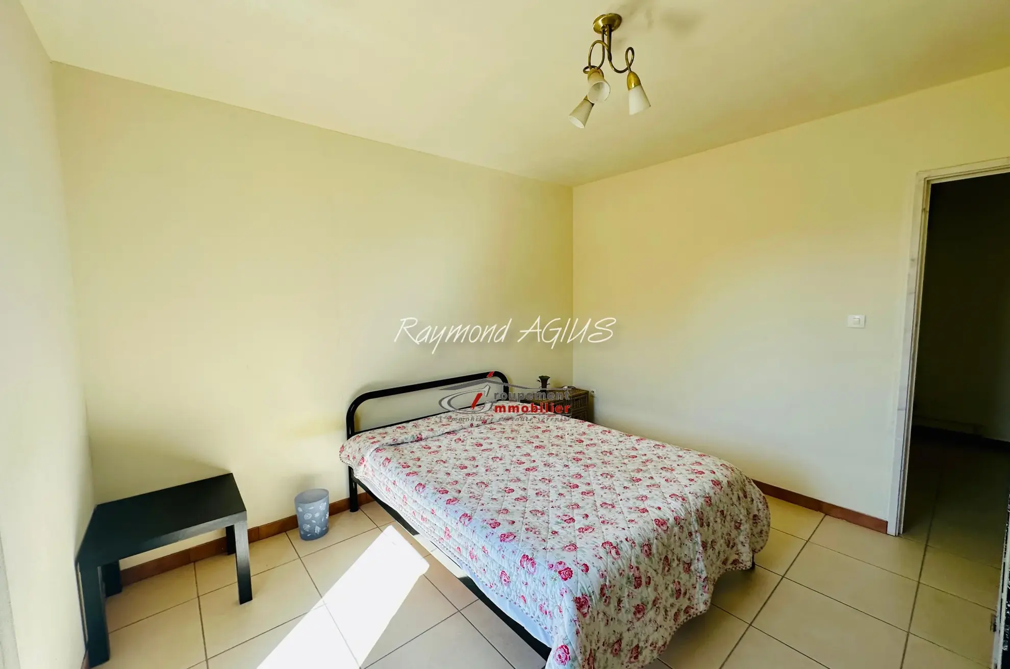 Charmante maison en pierre avec dépendances et 1,7 hectare à Gardonne 