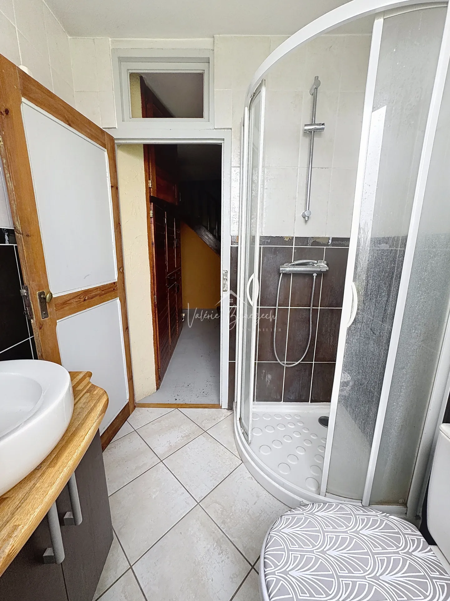 Maison de village avec vue dégagée à Montlaur – 142 m², 3 chambres, garage et potentiel locatif 