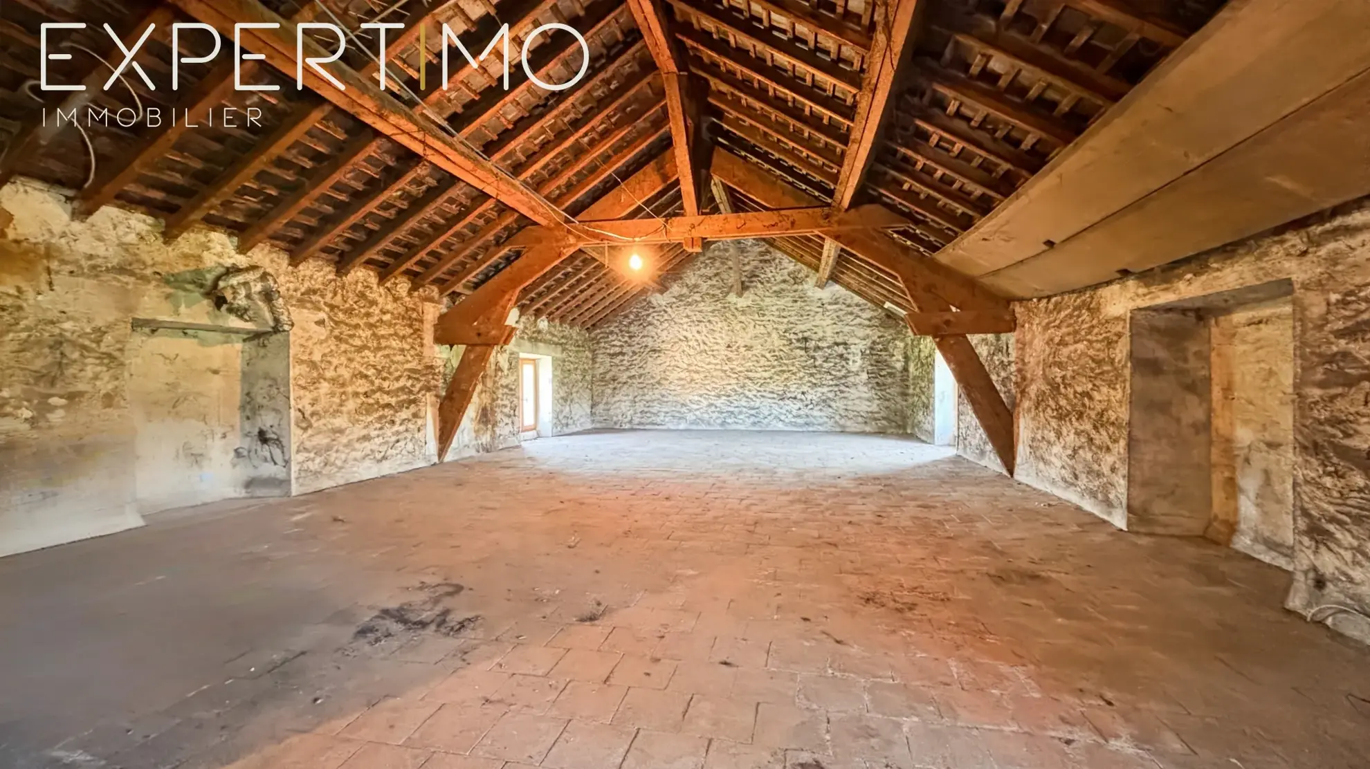 Maison à Rénover de 145 m² avec Grand Terrain à Étampes 