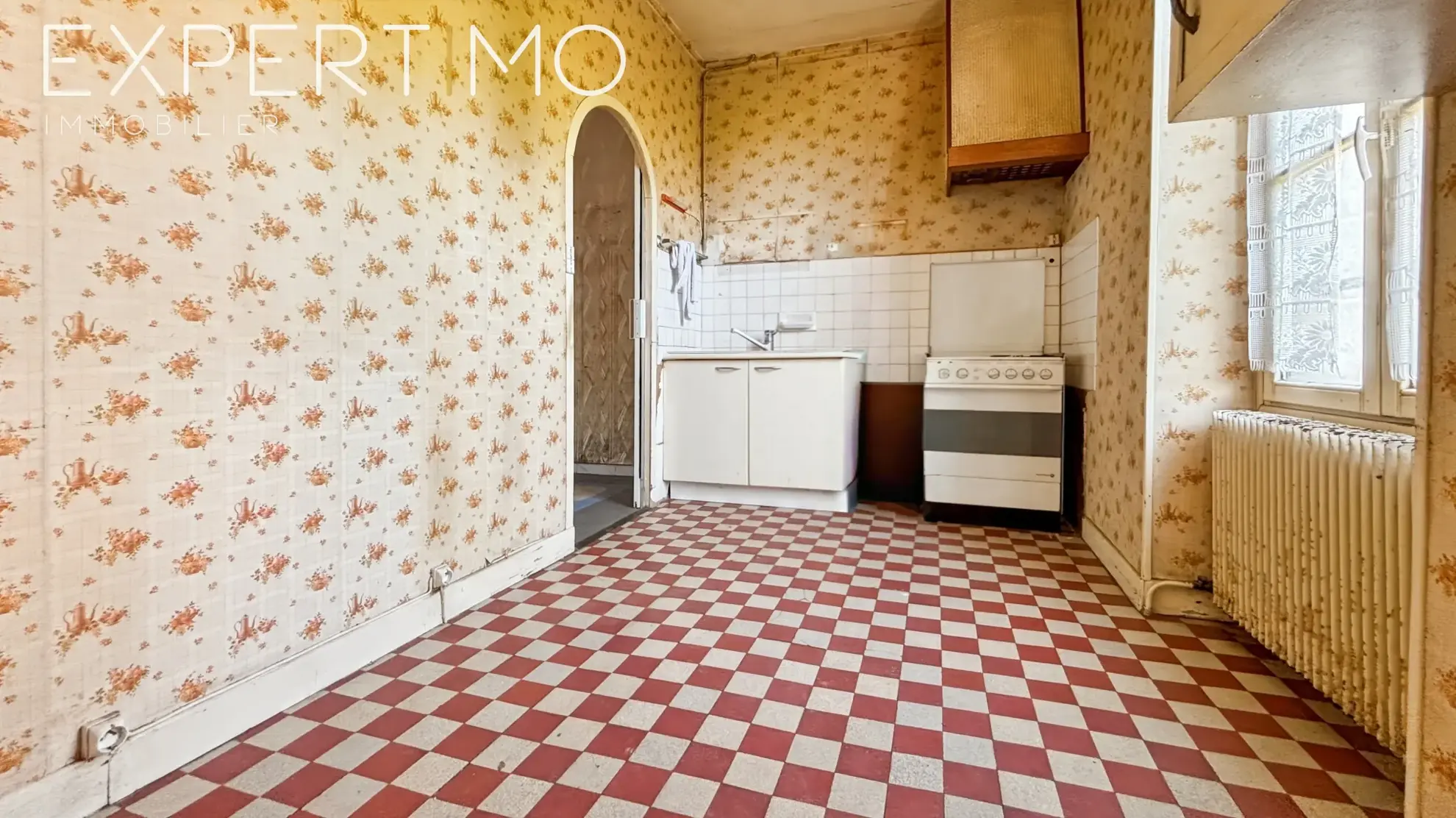 Maison à Rénover de 145 m² avec Grand Terrain à Étampes 