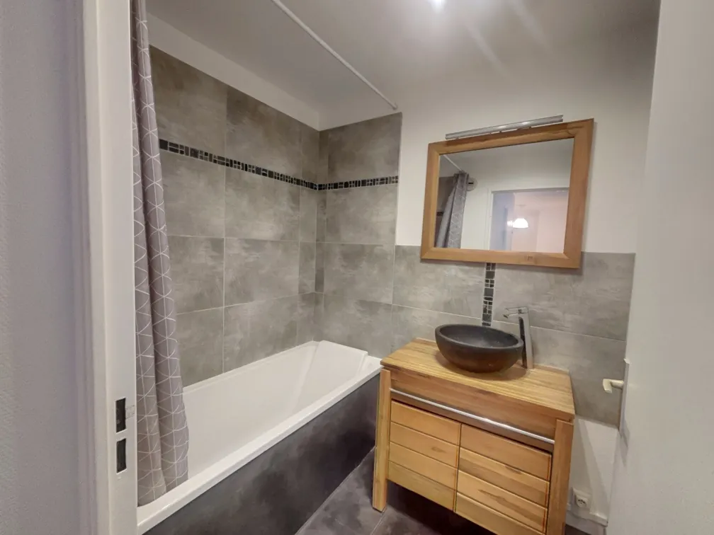 Appartement T3 avec terrasse et jardin privé à Lille Vauban - Port 