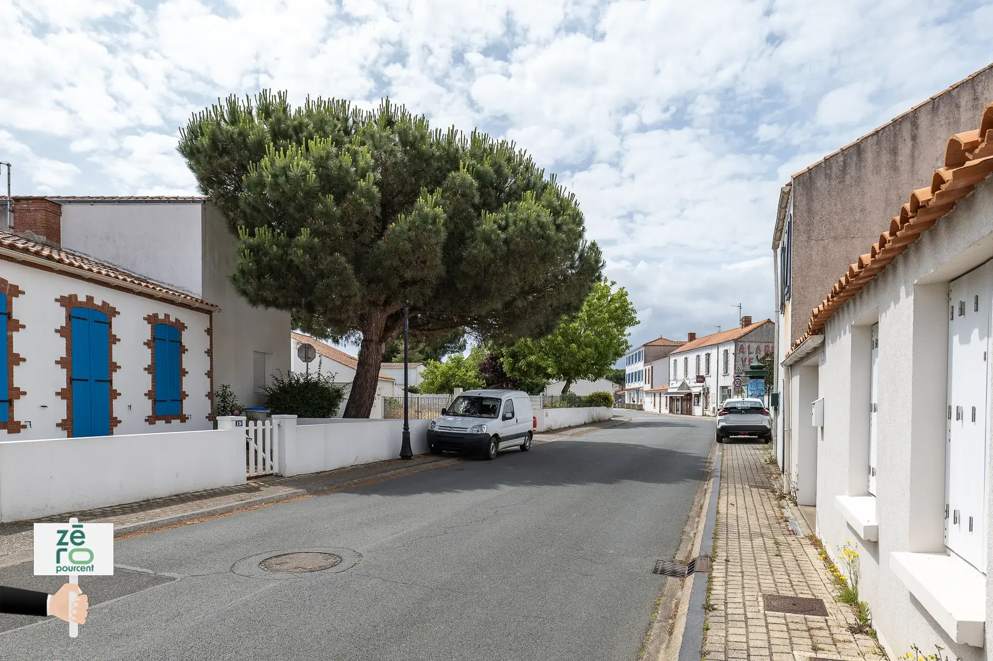 Maison de charme de 50 m² à La Tranche-sur-Mer au cœur du village 