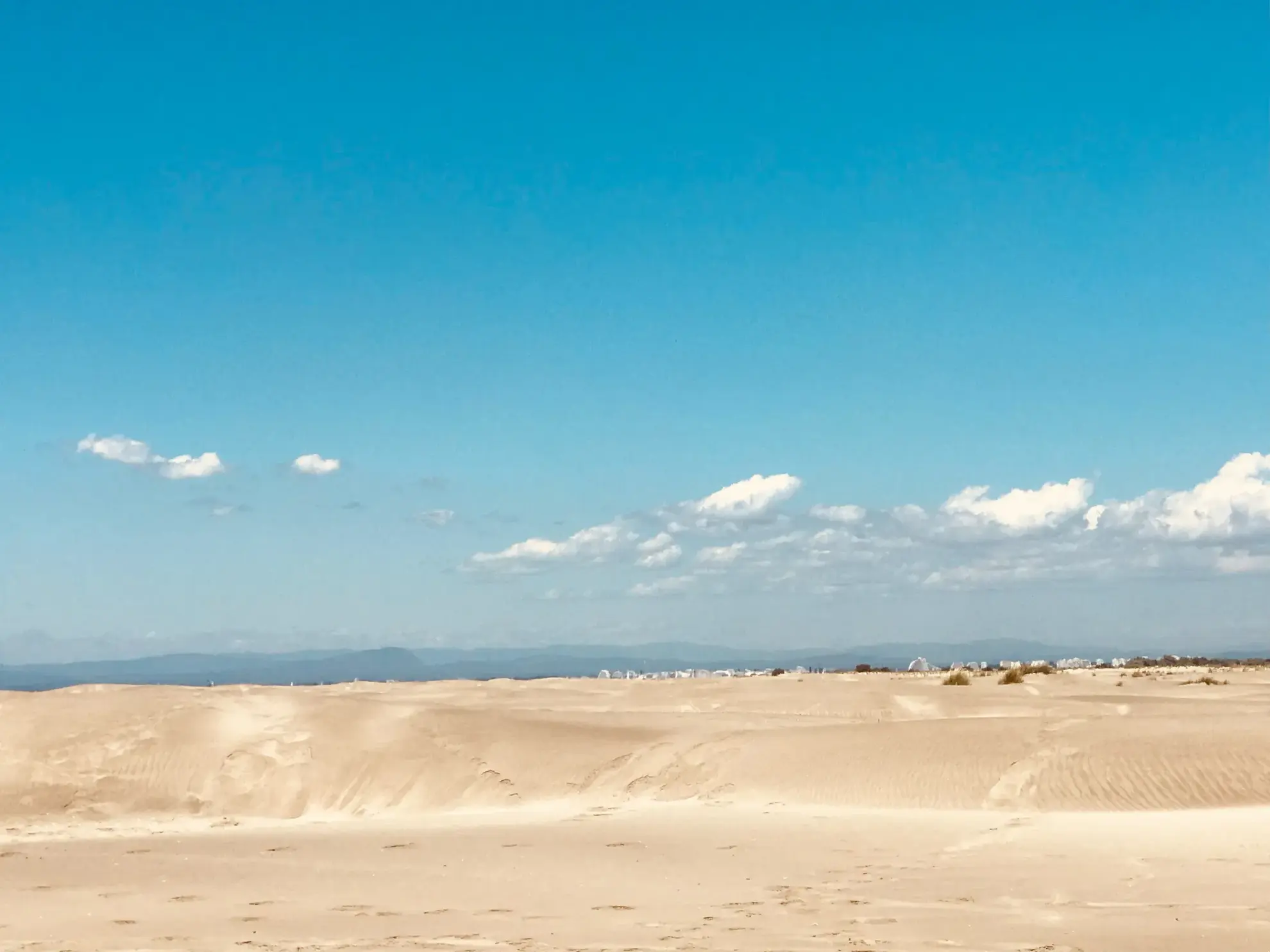 Charmant duplex avec terrasse, parking privé, à proximité de la plage au Grau-du-Roi