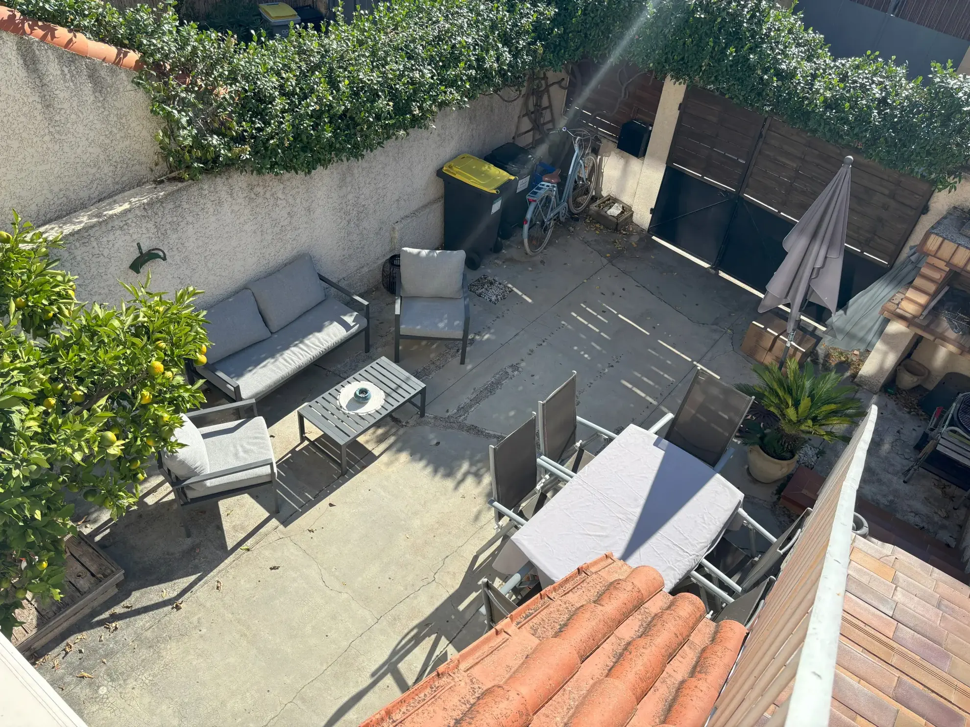 Maison de village rénovée avec extérieur privé à Boisseron, 3 chambres, prêt à emménager 