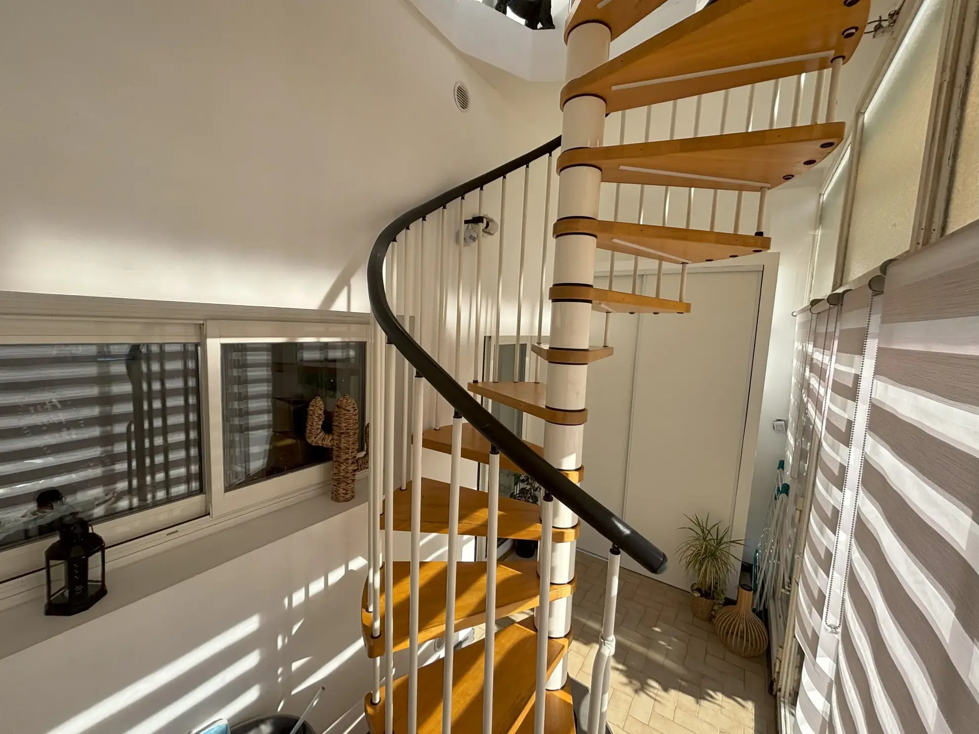 Maison de village rénovée avec extérieur privé à Boisseron, 3 chambres, prêt à emménager 