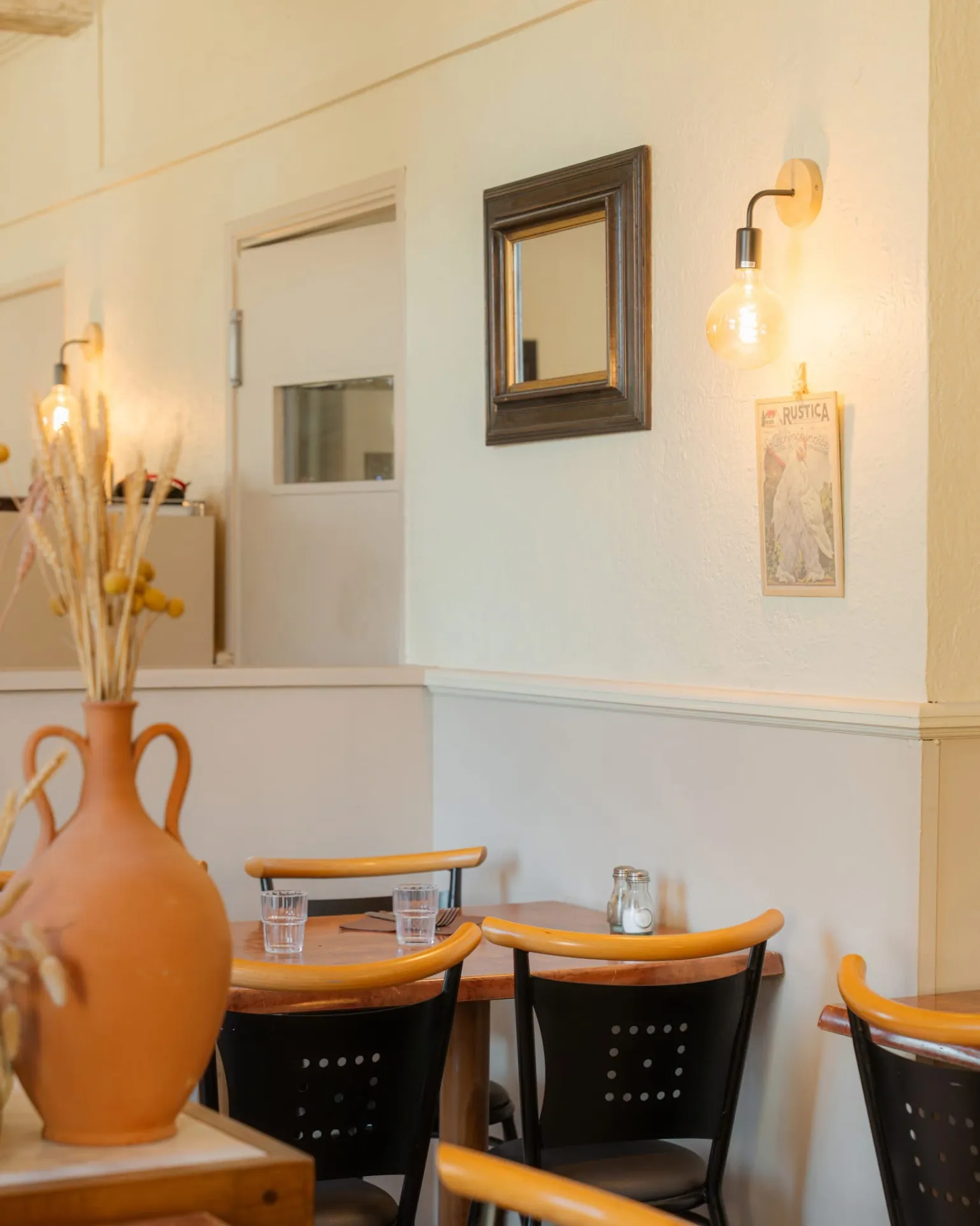 Fonds de commerce Café, Bar et Restaurant avec Licence IV près d'Avignon 