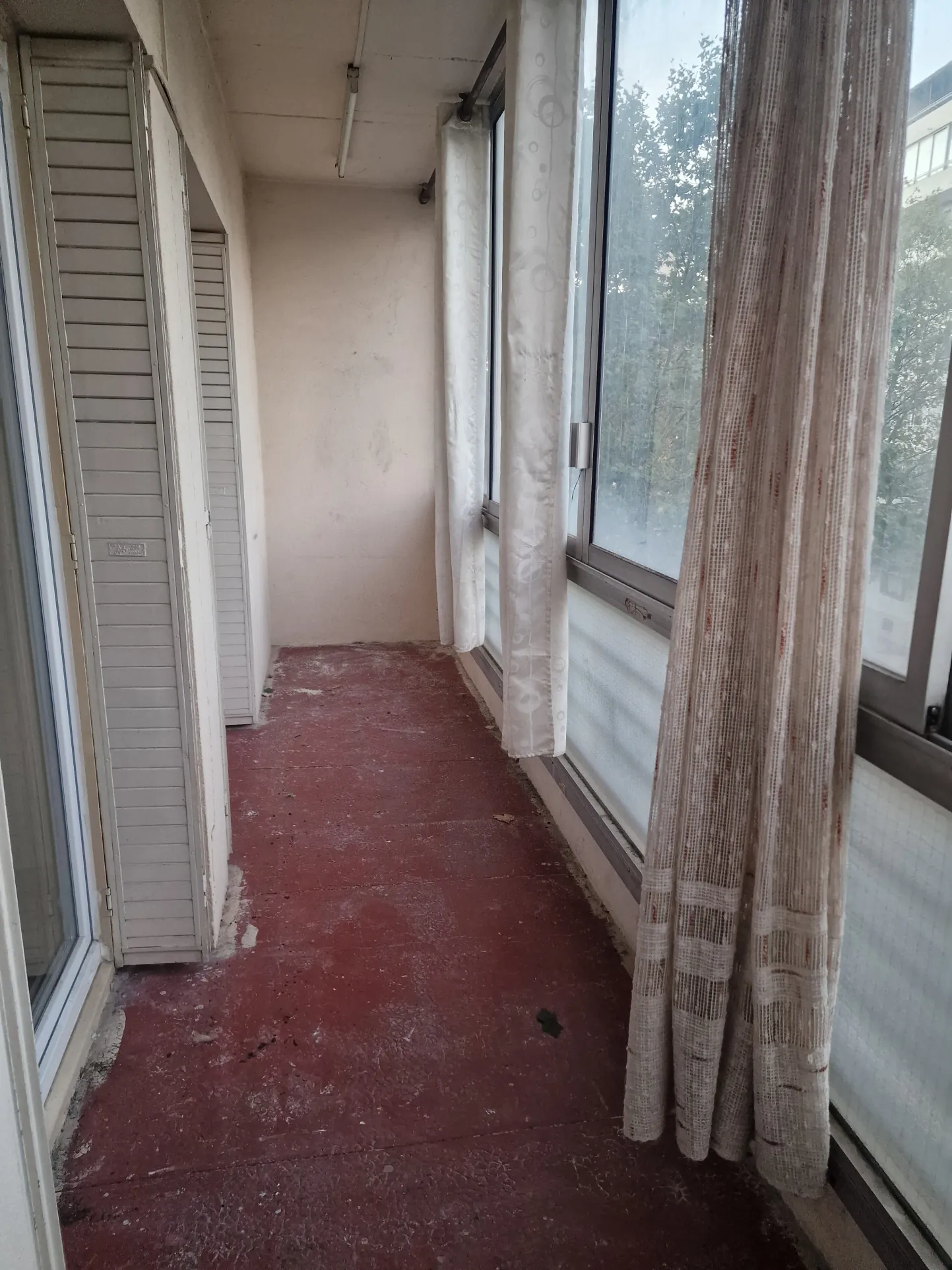Appartement T3 de 53 m² à Toulon avec balcon et ascenseur 