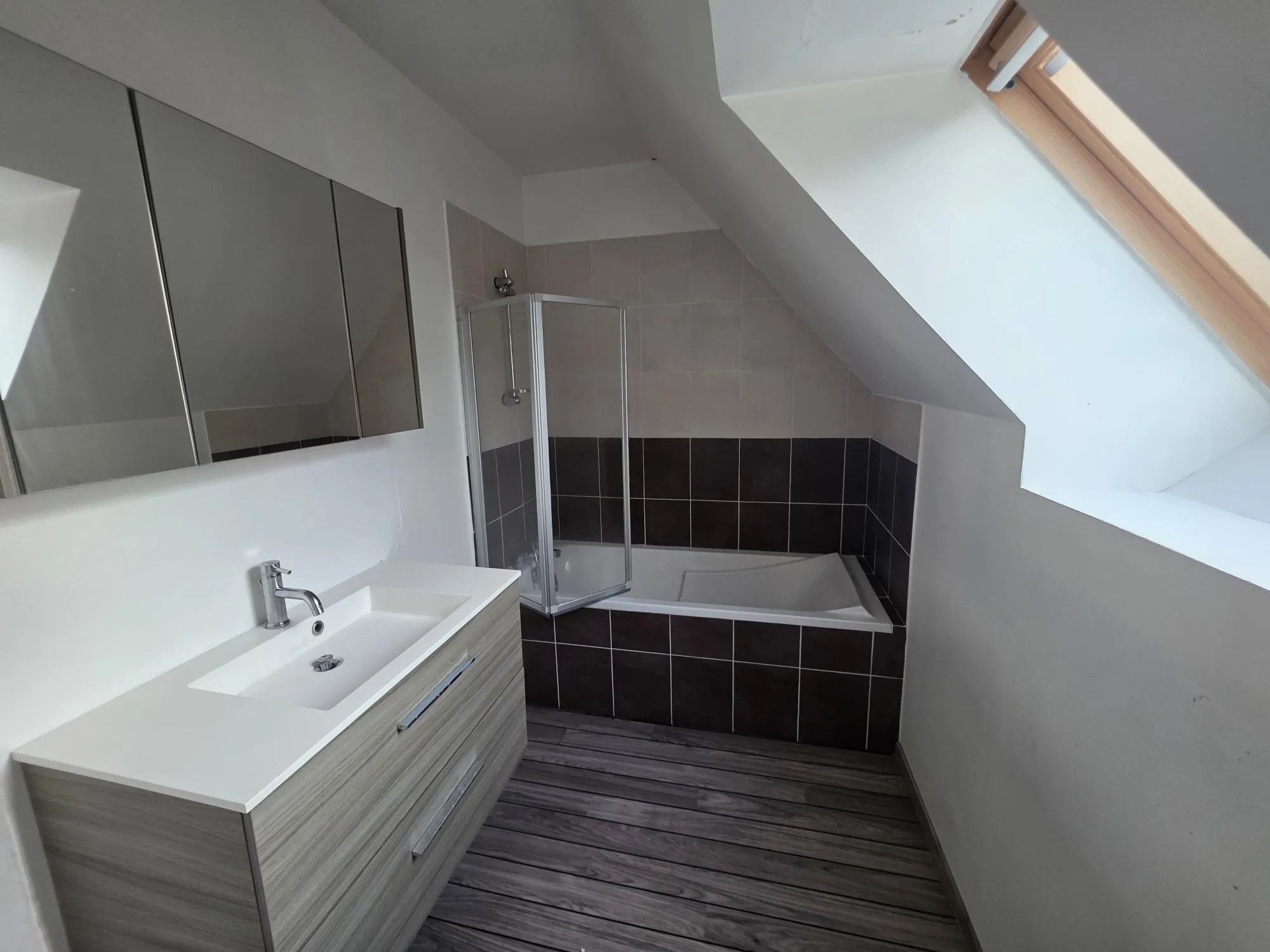 Pavillon individuel lumineux proche de la mer entre Fécamp et Cany-Barville 