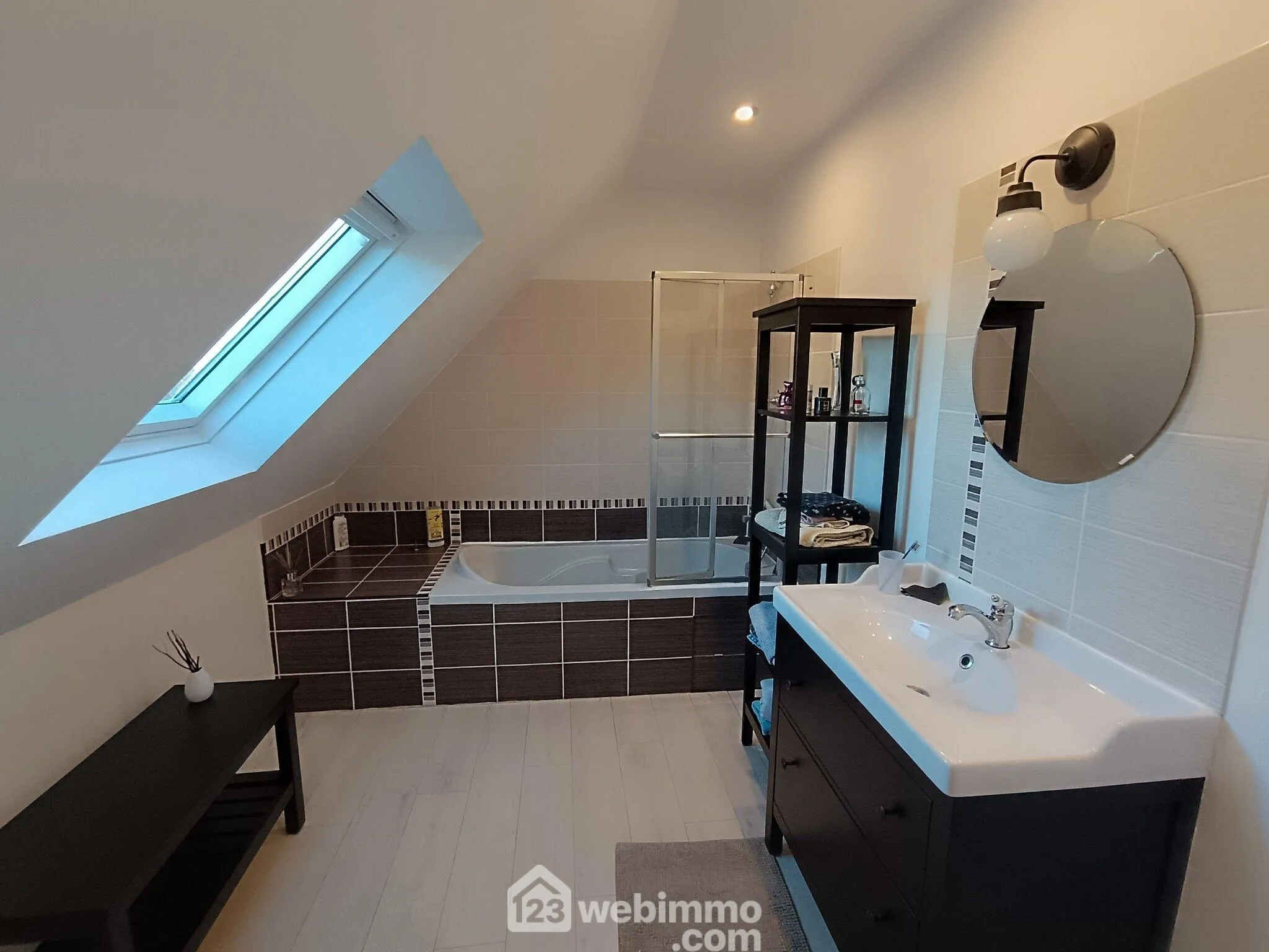 Maison familiale à Plouaret de 158m² avec jardin et double garage 