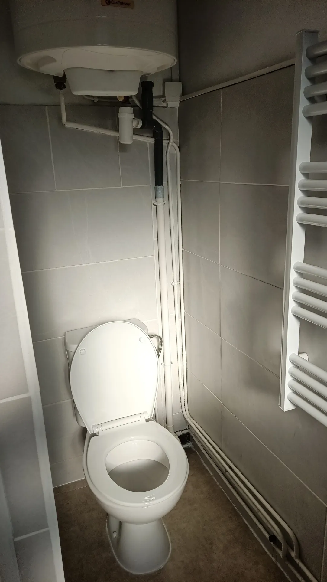 Appartement F2 rénové avec balcons et vue rivière à Amélie-les-Bains 