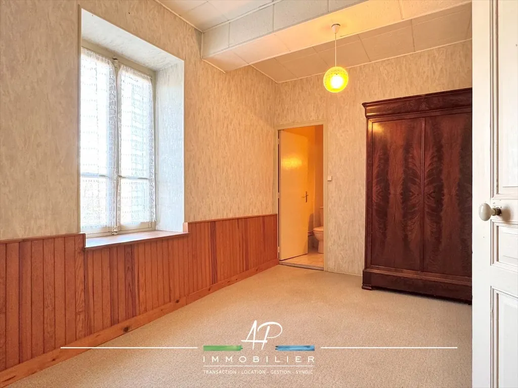 Vaste maison ancienne avec potentiel à Francheville, 6 chambres, jardin de 570 m² 