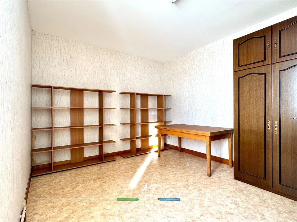 Vaste maison ancienne avec potentiel à Francheville, 6 chambres, jardin de 570 m² 