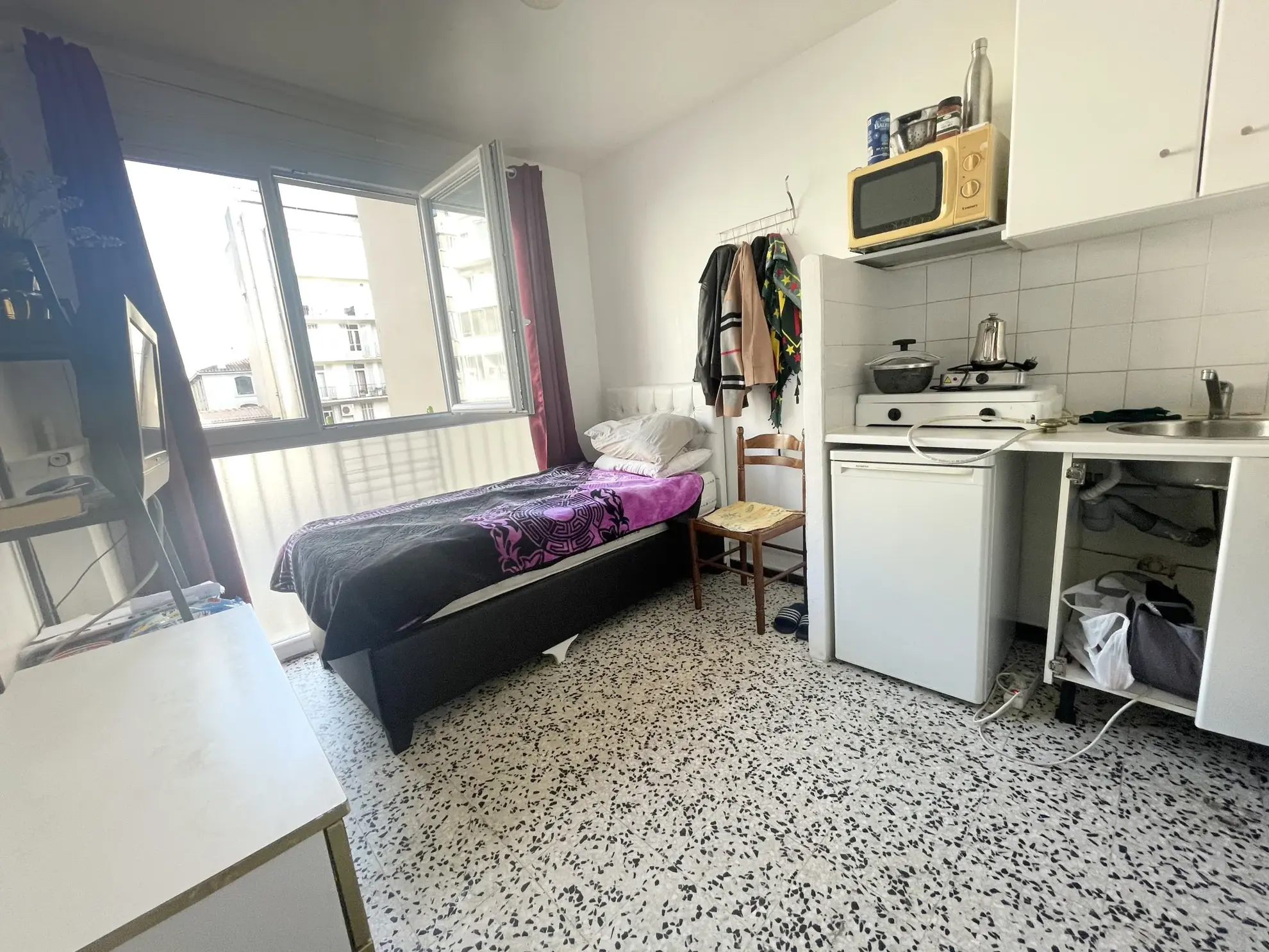 Studio à Marseille 7ème - Investissement ou Location Airbnb, 11,44 m² 