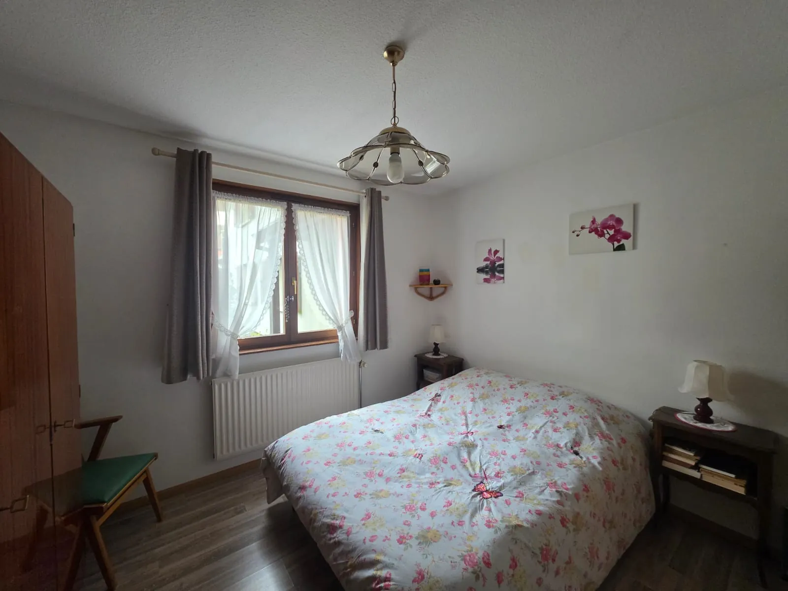 Appartement de plain-pied à Altkirch avec deux chambres, garage et balcon 