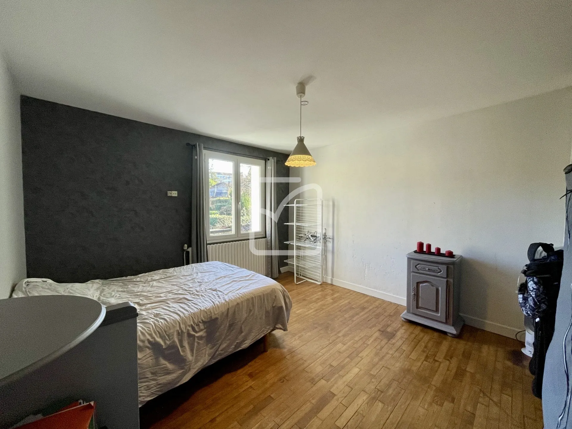 Vente ensemble immobilier et commercial à Salviac, potentiel hôtel-restaurant dans le Lot 