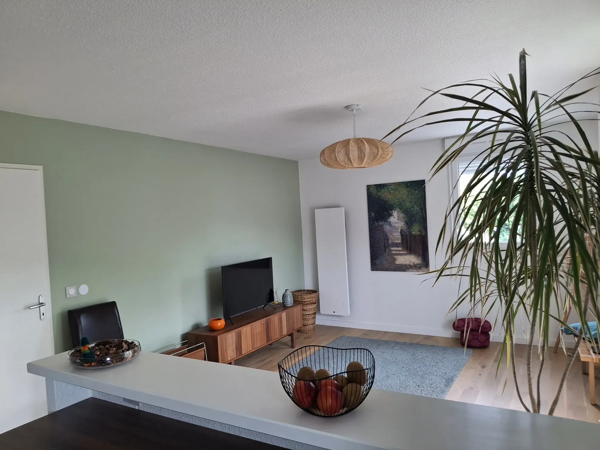 Charmant appartement T3 de 60 m² avec terrasse à Bruges, proche des commodités