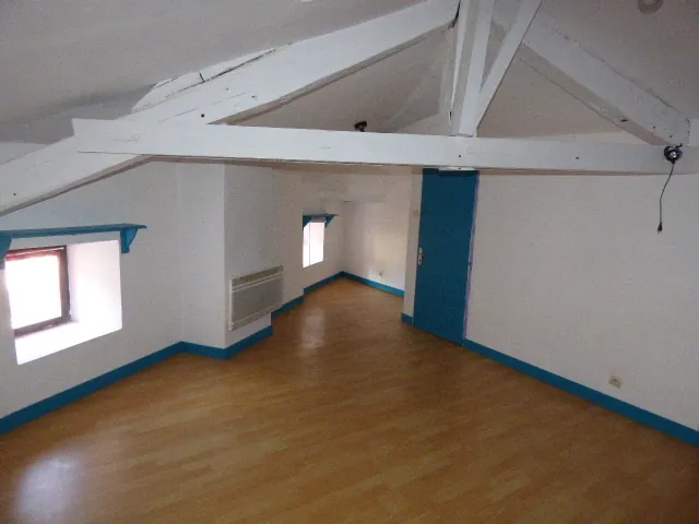 Maison familiale à Vaucouleurs avec jardin, garage et vue panoramique 