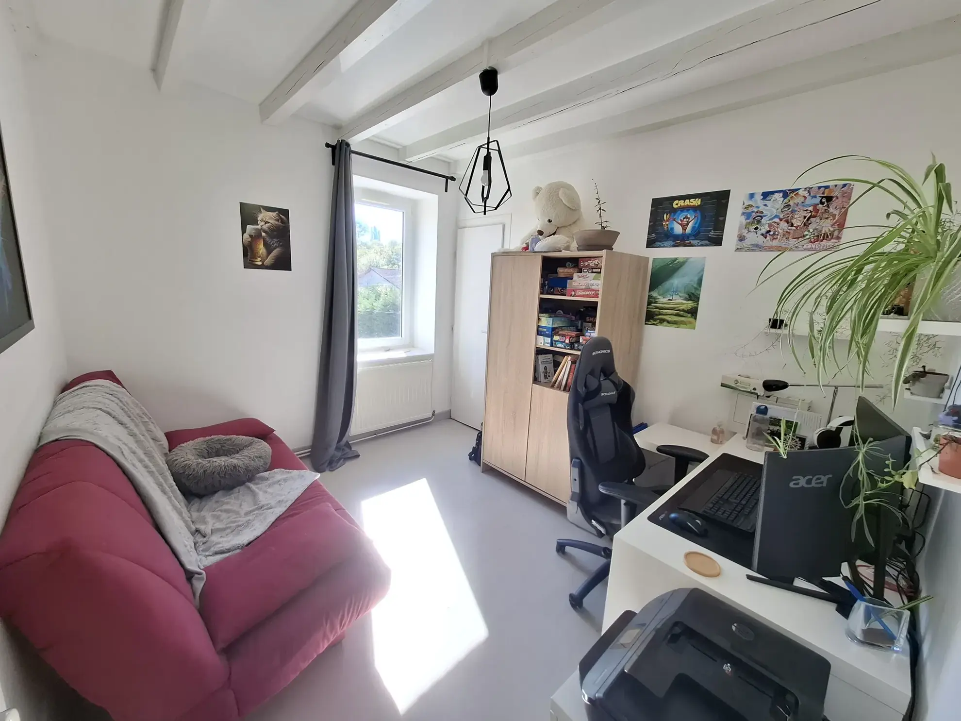 Maison de ville rénovée à Vienne – 3 chambres, terrasse, emplacement privilégié 