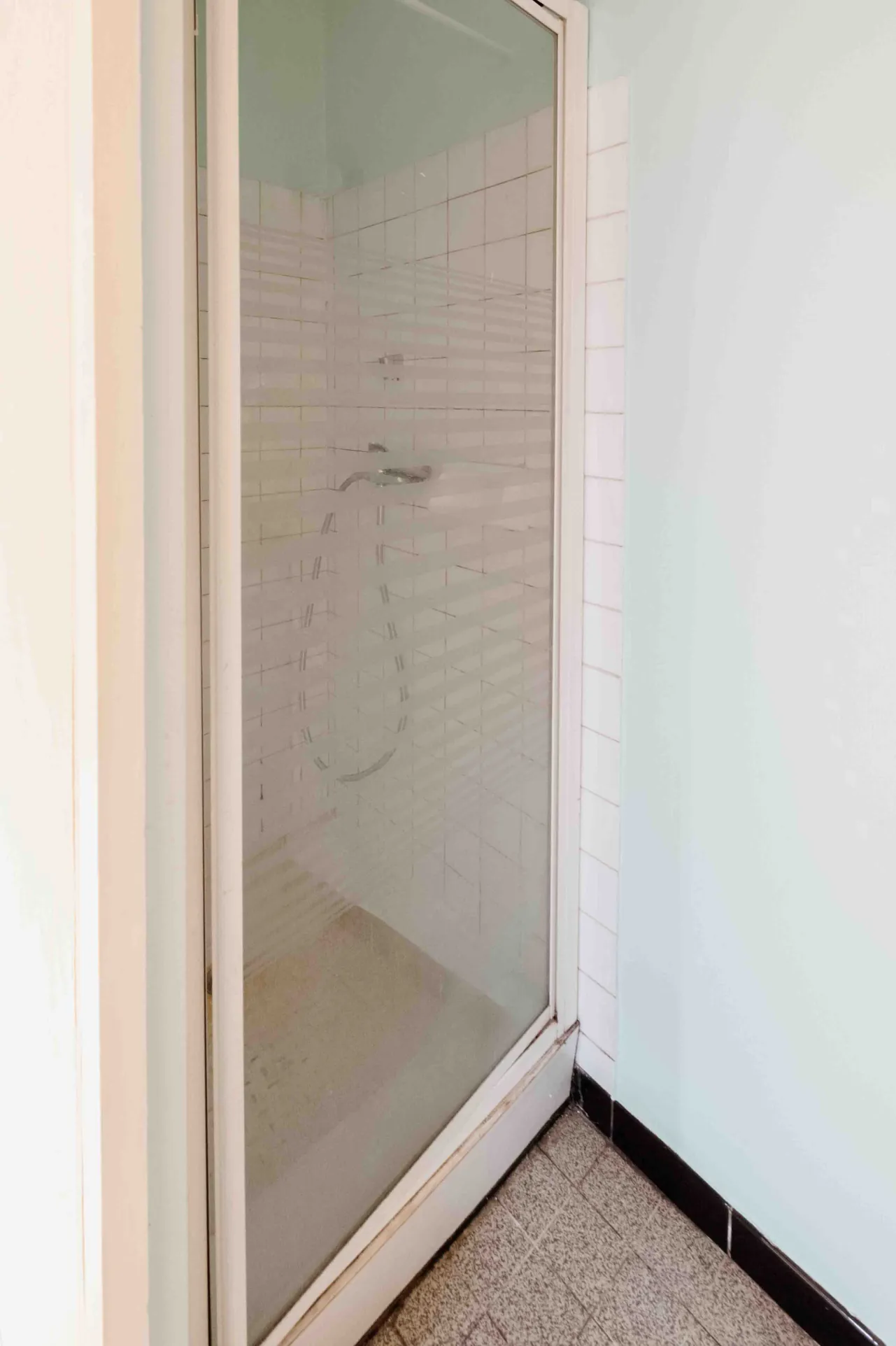 Maison de ville à Pontarlier proche centre à rénover entièrement - 83,62 m² 