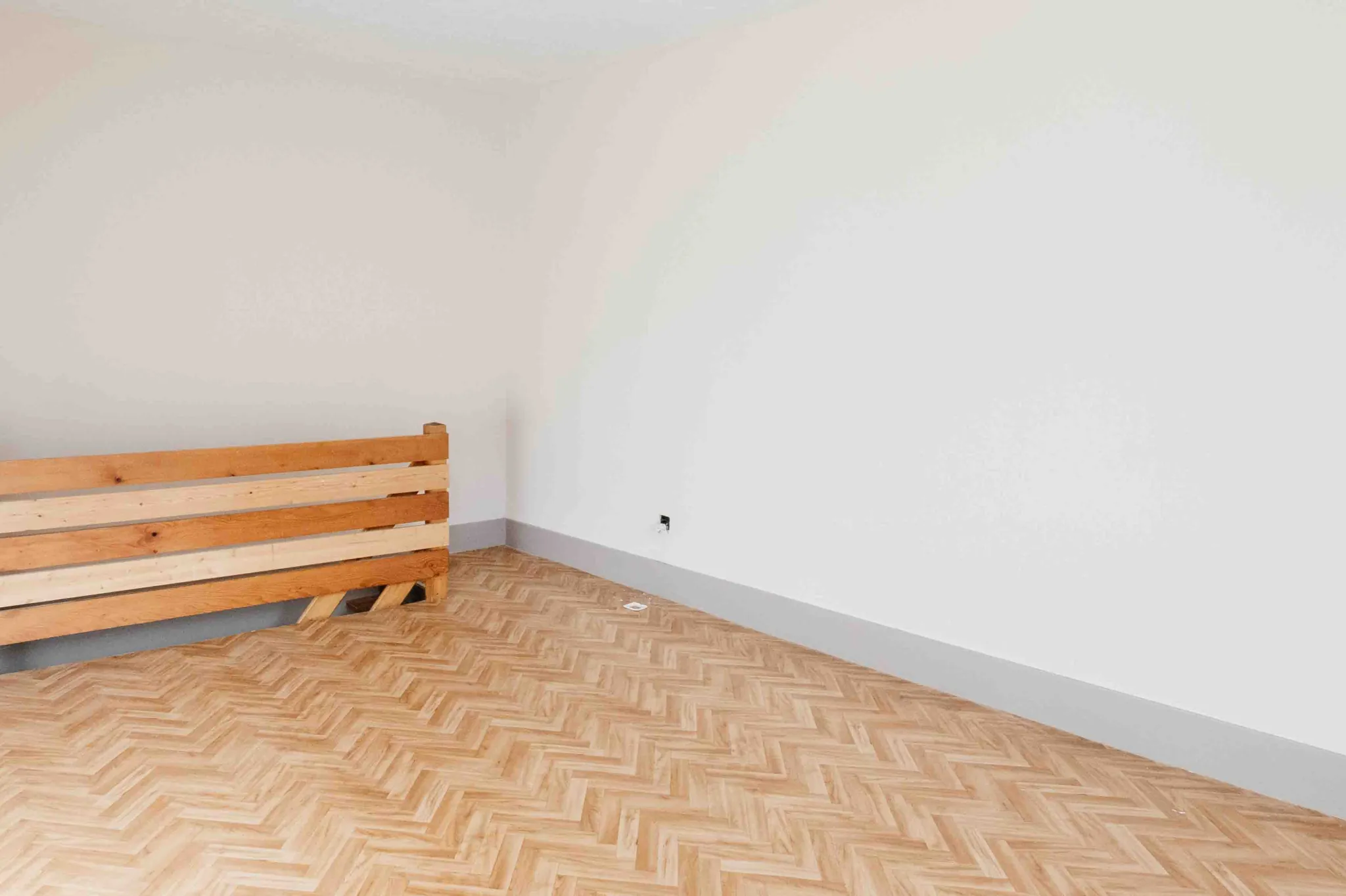 Maison de ville à Pontarlier proche centre à rénover entièrement - 83,62 m² 