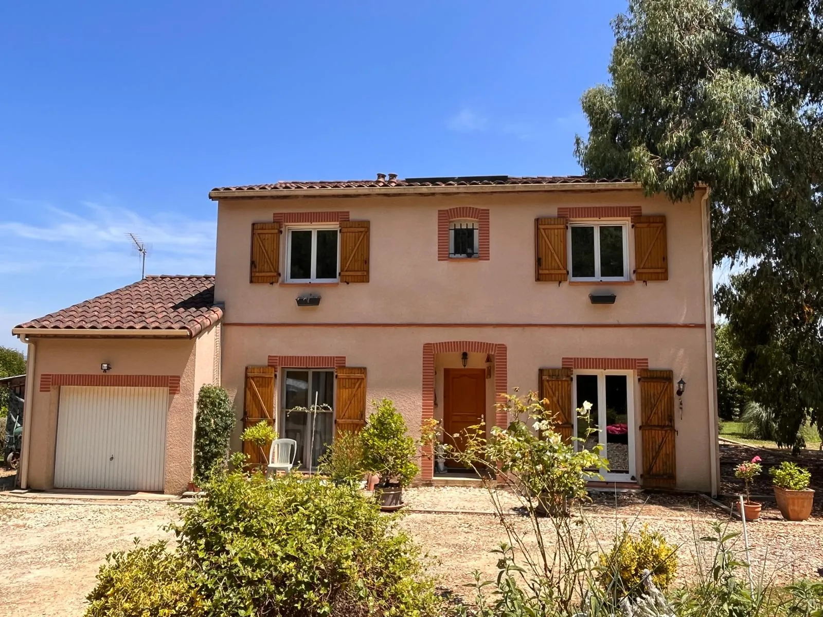 Maison individuelle T6 de 130 m² avec jardin à Mauvezin (Gers)