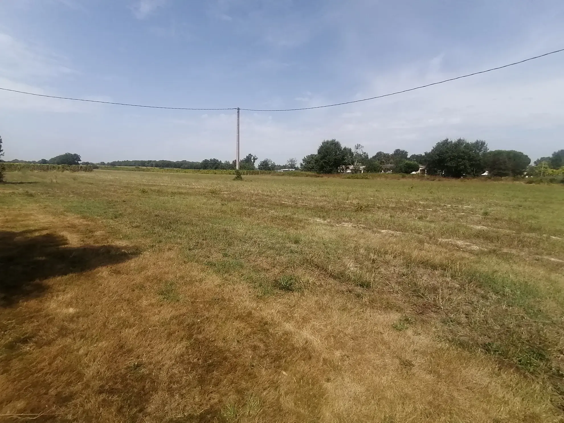 Terrain constructible de 1600 m² à Bressols, proche Montauban