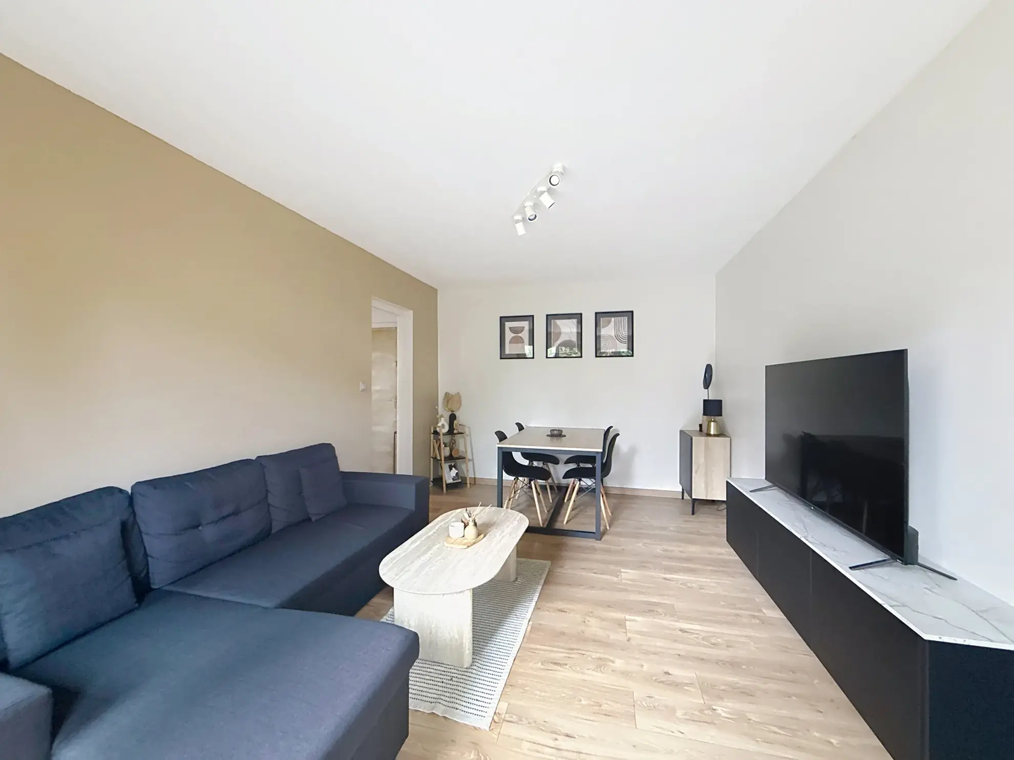 Bel appartement T2 avec balcon, parking et cave à Villeboeuf - Saint-Étienne 