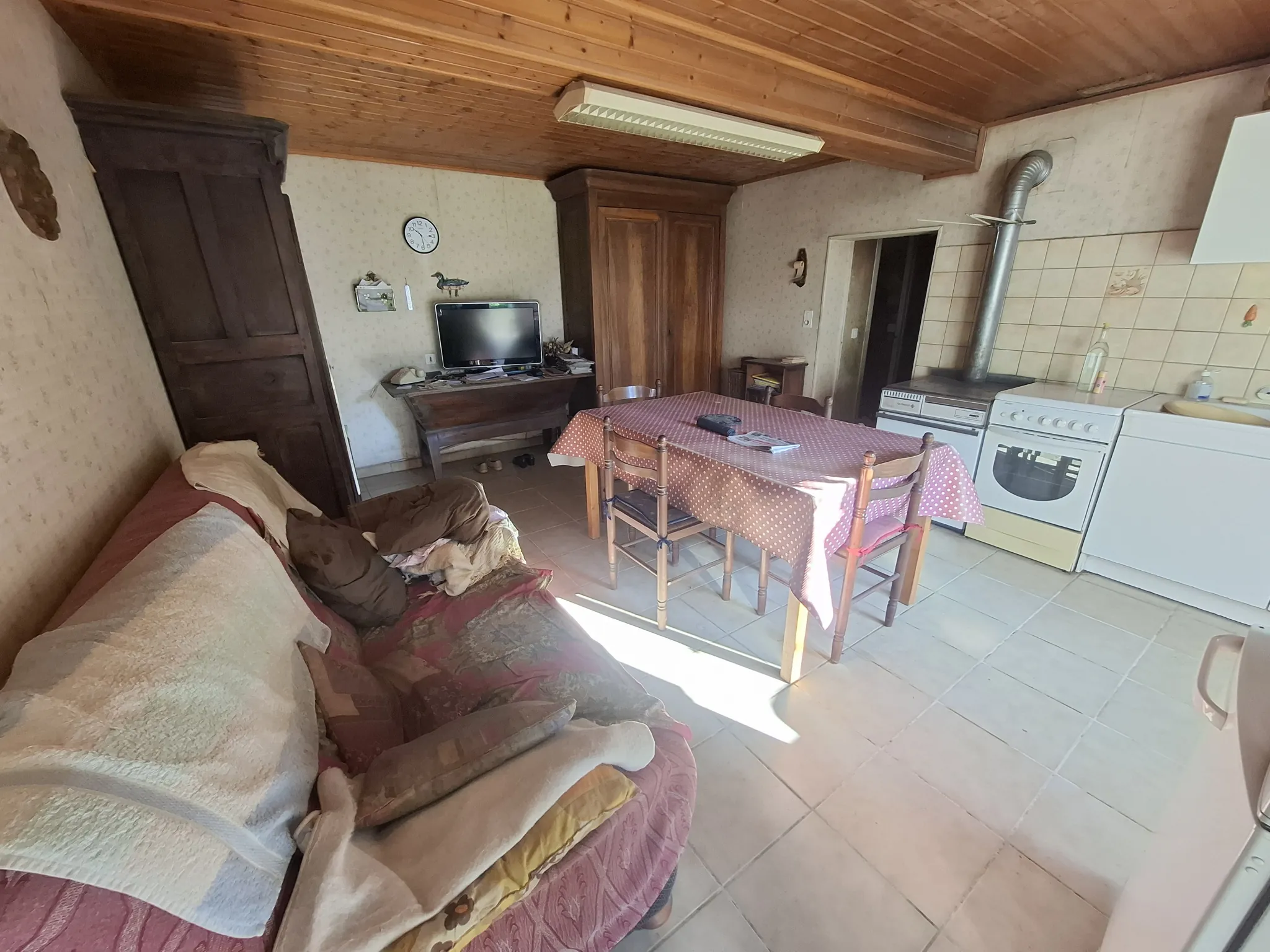 Maison à rénover avec dépendances à Cheyssieu, Vienne (38550) 