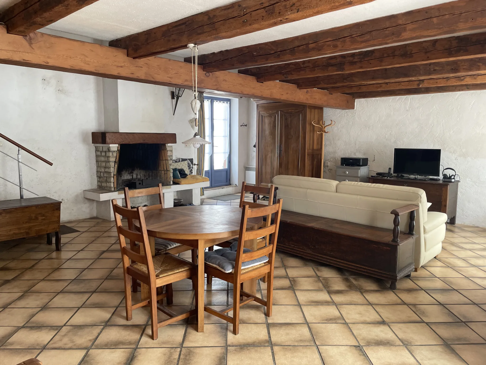 Achat maison à Croix Chapeau avec 3 chambres, jardin exposé sud et garage 