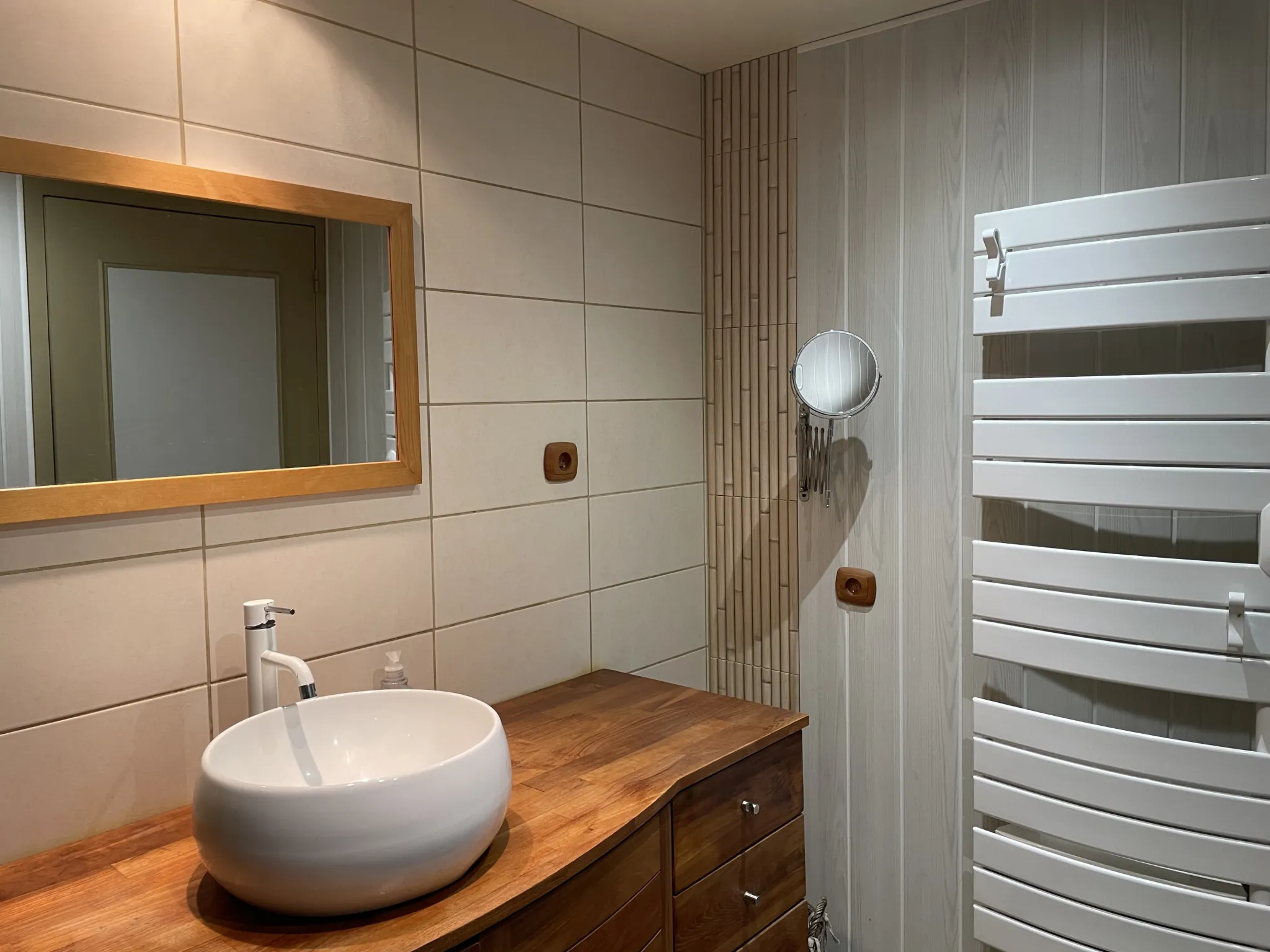 Achat maison à Croix Chapeau avec 3 chambres, jardin exposé sud et garage 