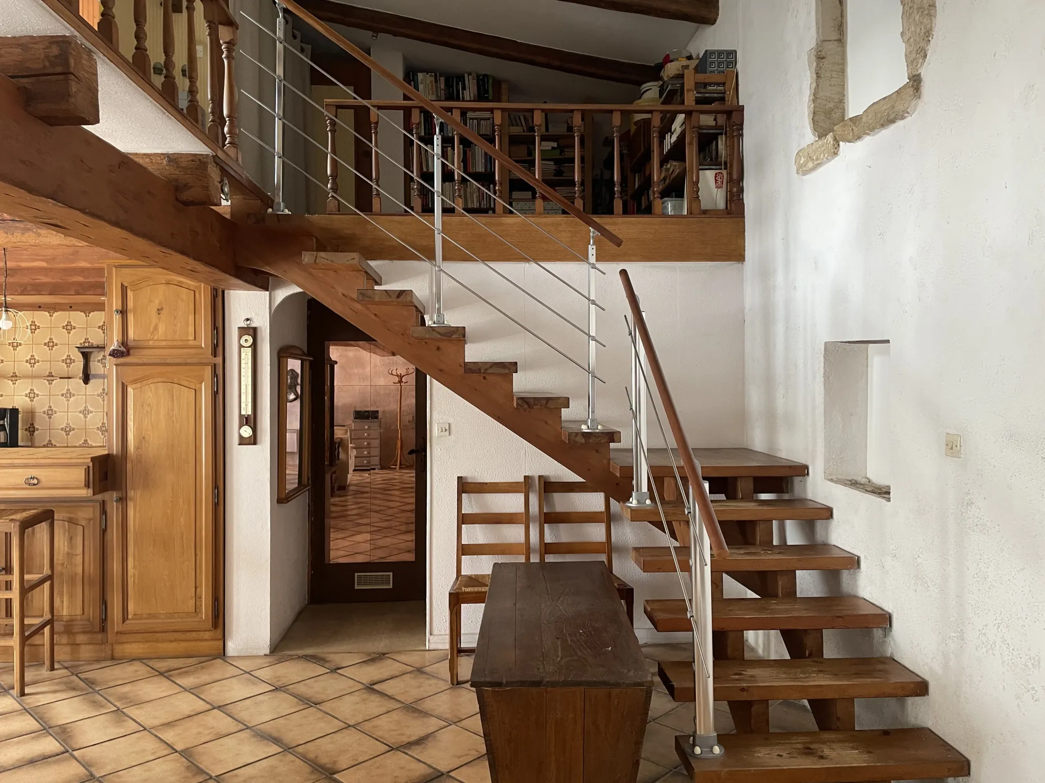 Achat maison à Croix Chapeau avec 3 chambres, jardin exposé sud et garage 