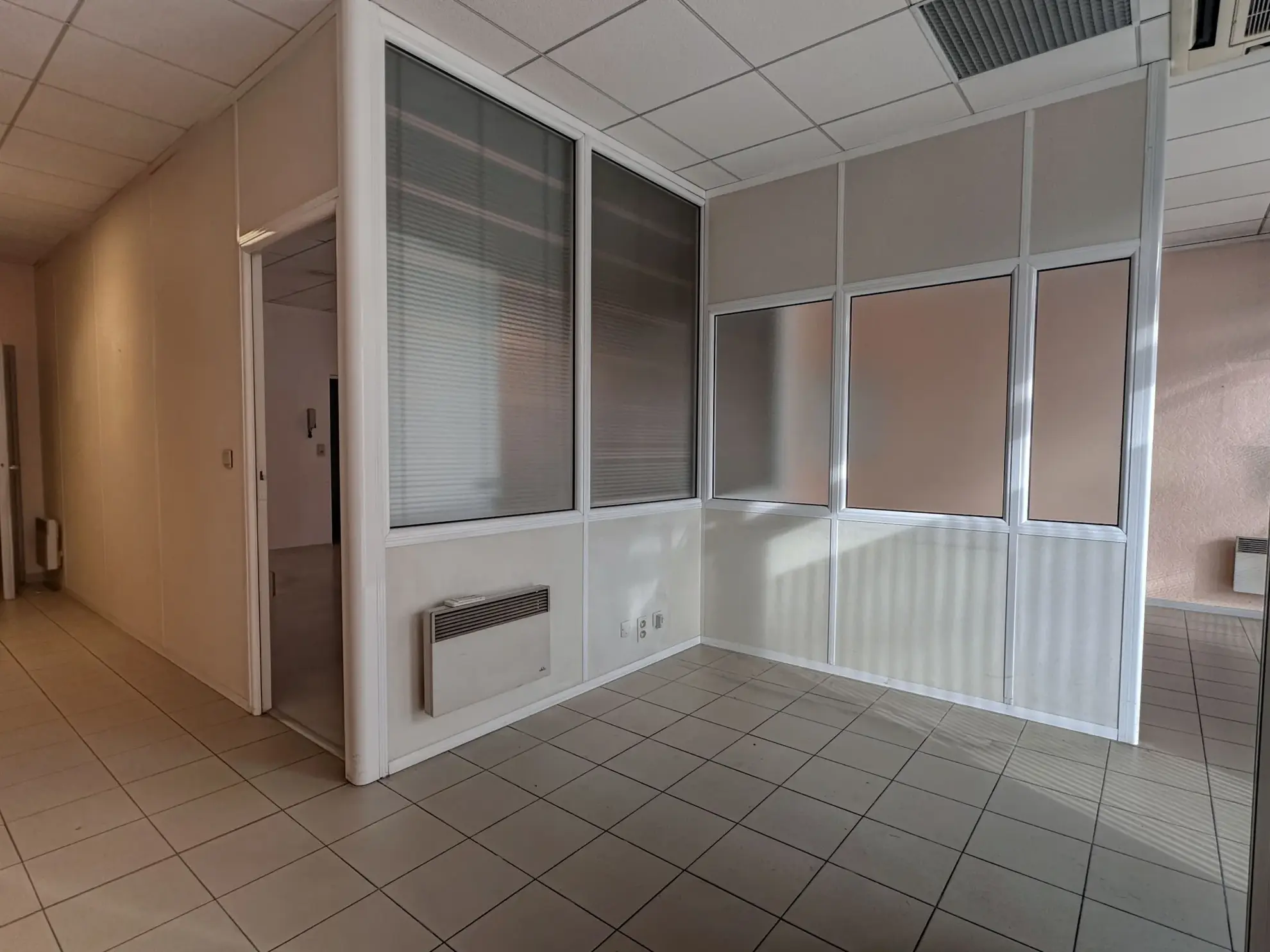 Local professionnel de 95 m² à vendre à Villeneuve-sur-Lot, rive droite