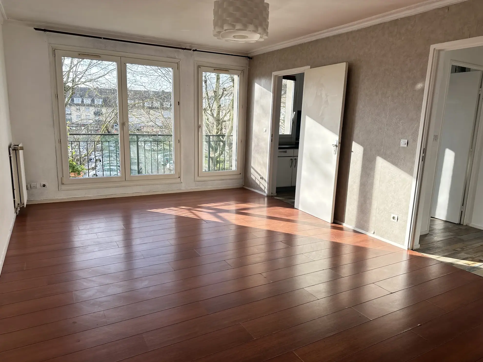 Appartement duplex 4 pièces avec parking à Saint Leu d'Esserent