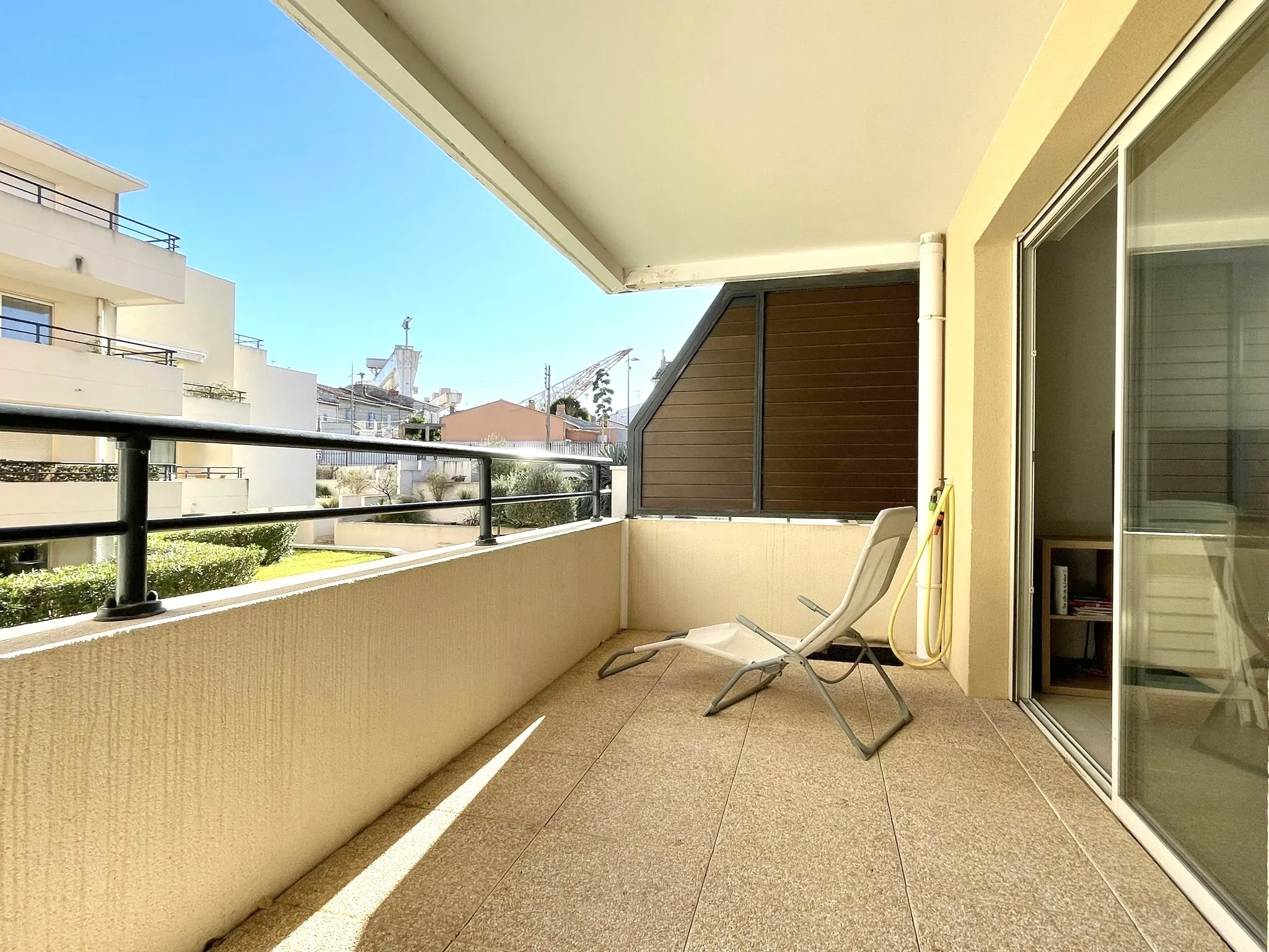 Appartement 2 pièces avec terrasse et garage à La Ciotat 