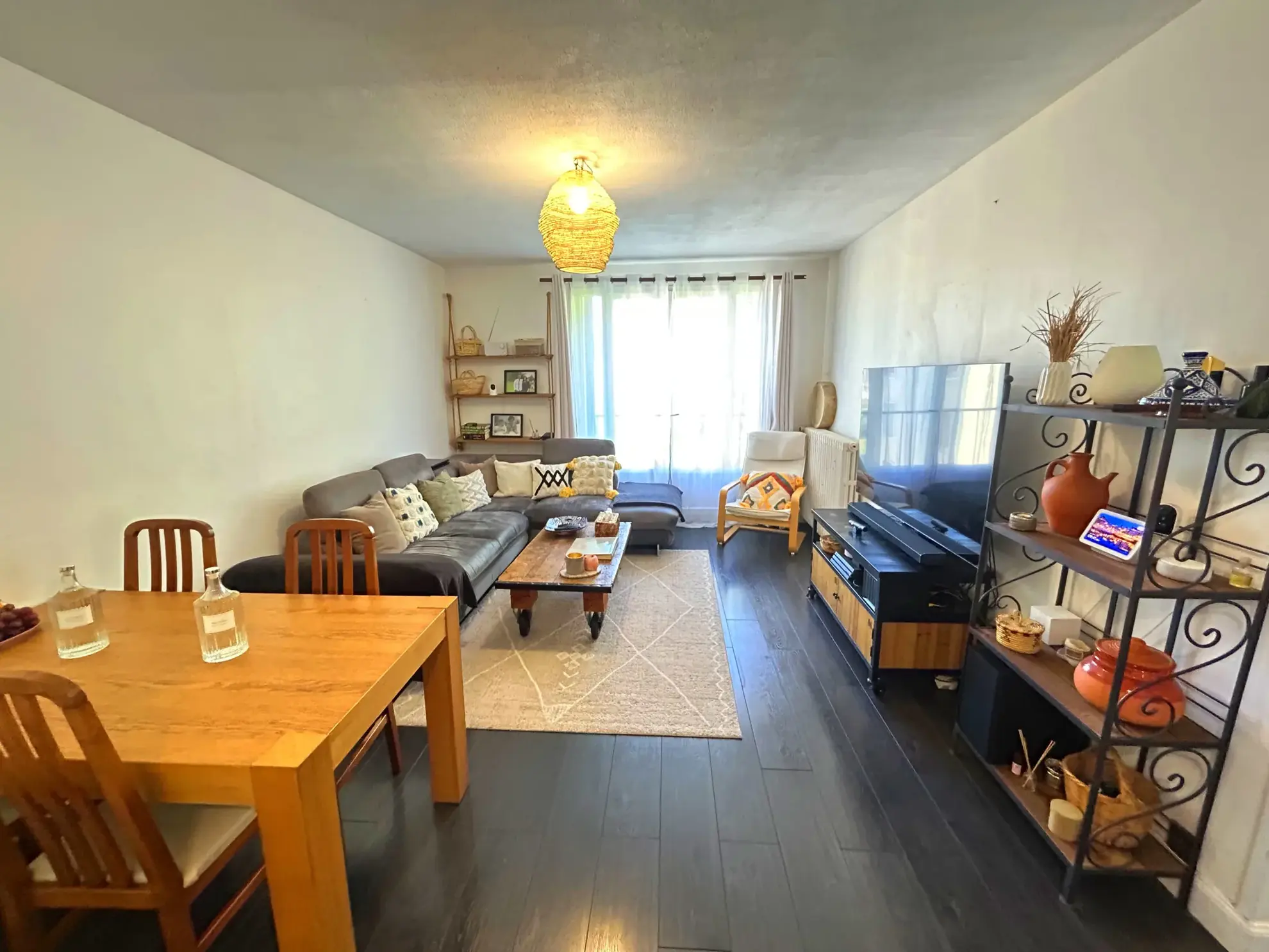 Bel appartement de 3 chambres à Étampes à 1 min du RER C