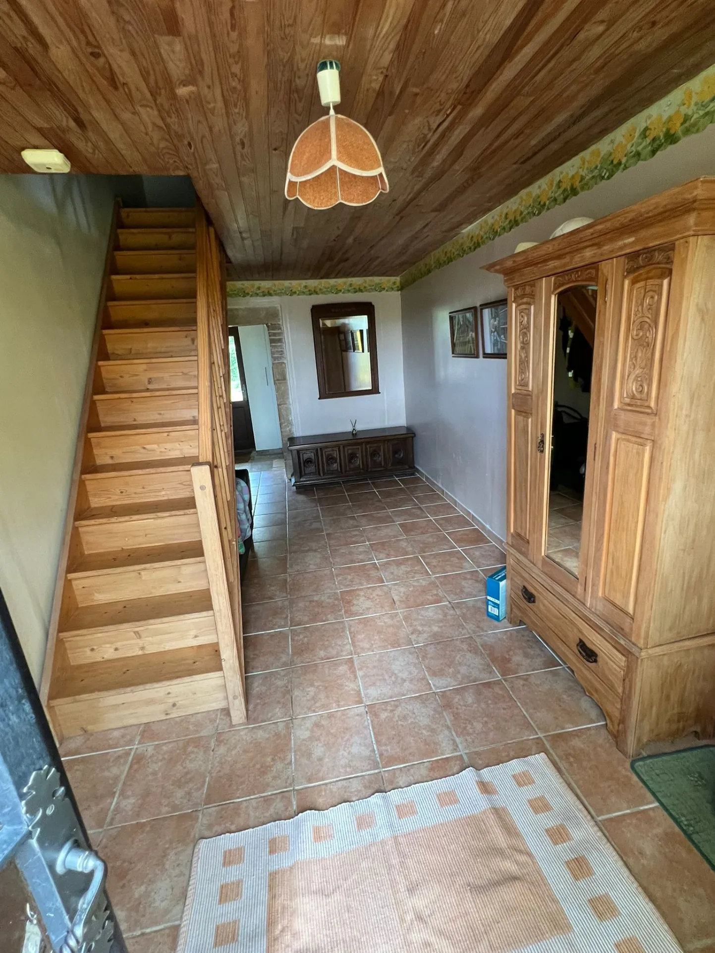 Maison individuelle avec grand terrain de 5 hectares en campagne près de Troncais 