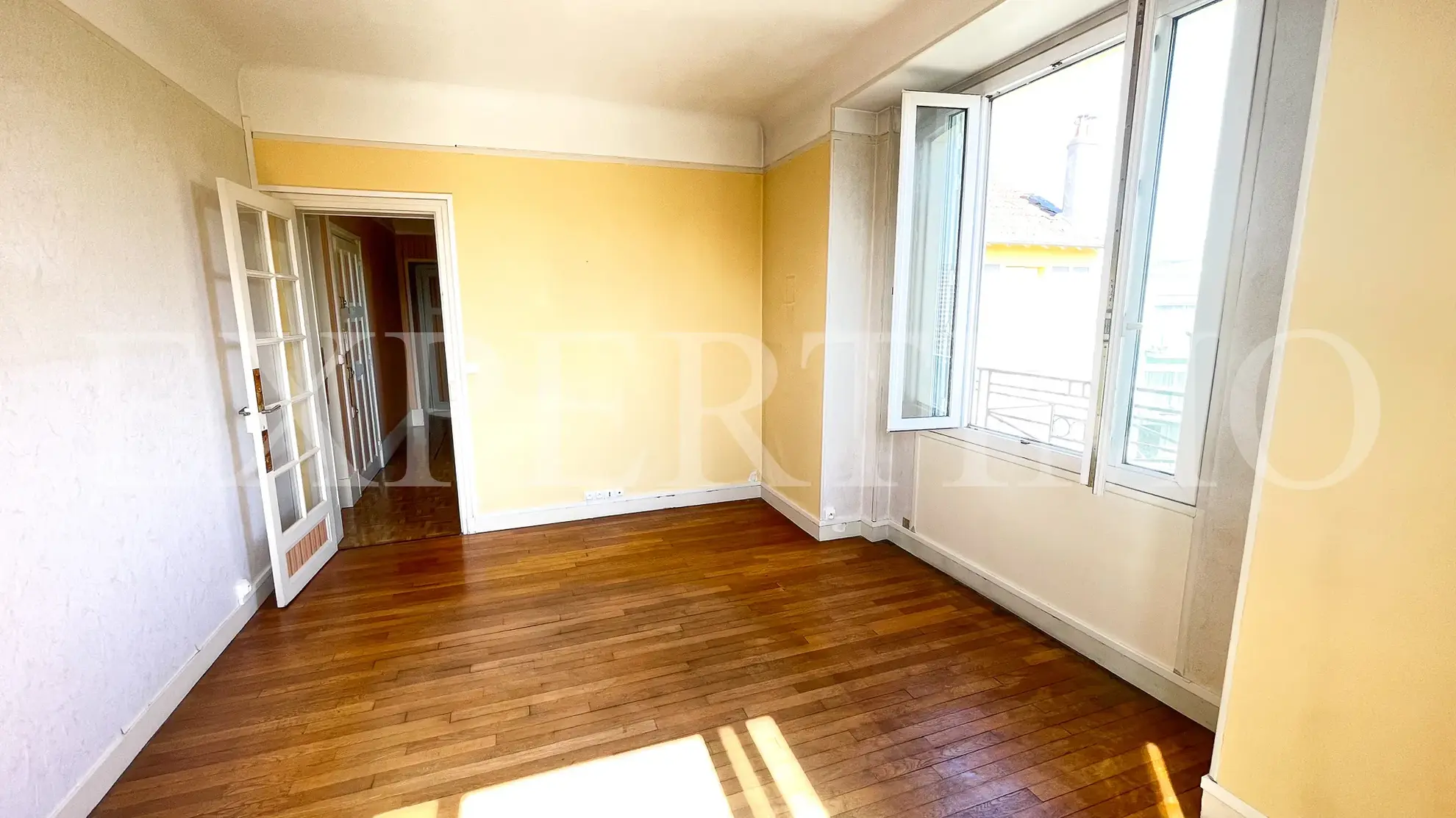 Appartement T3 à Nanterre de 57 m² avec cave, proche centre-ville 