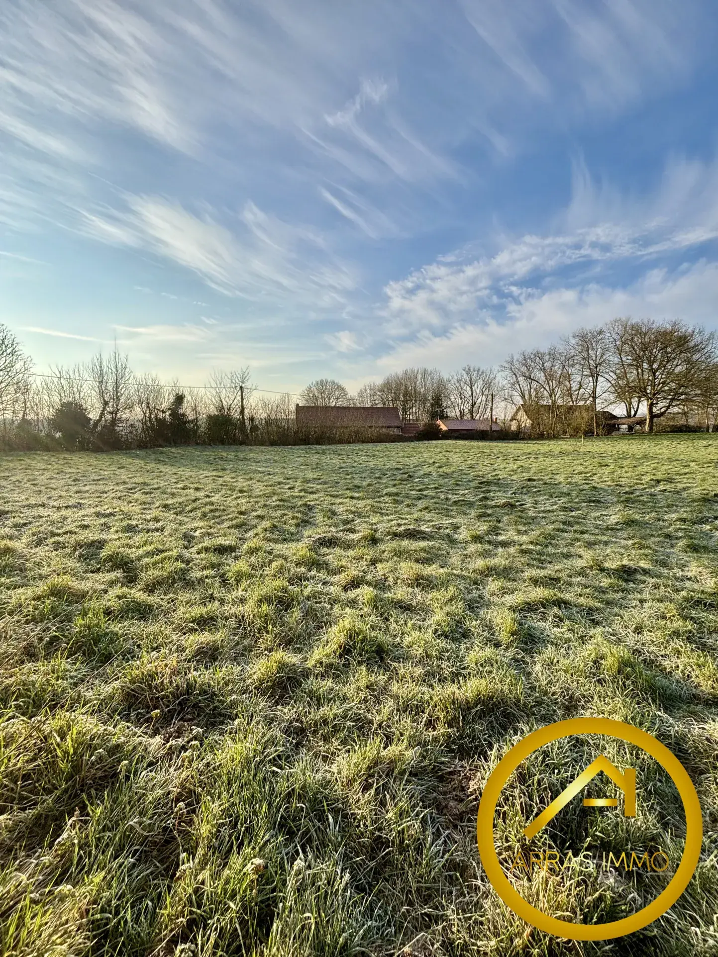Terrain constructible de 750m² à Courcelle-le-Comte idéale pour votre projet immobilier