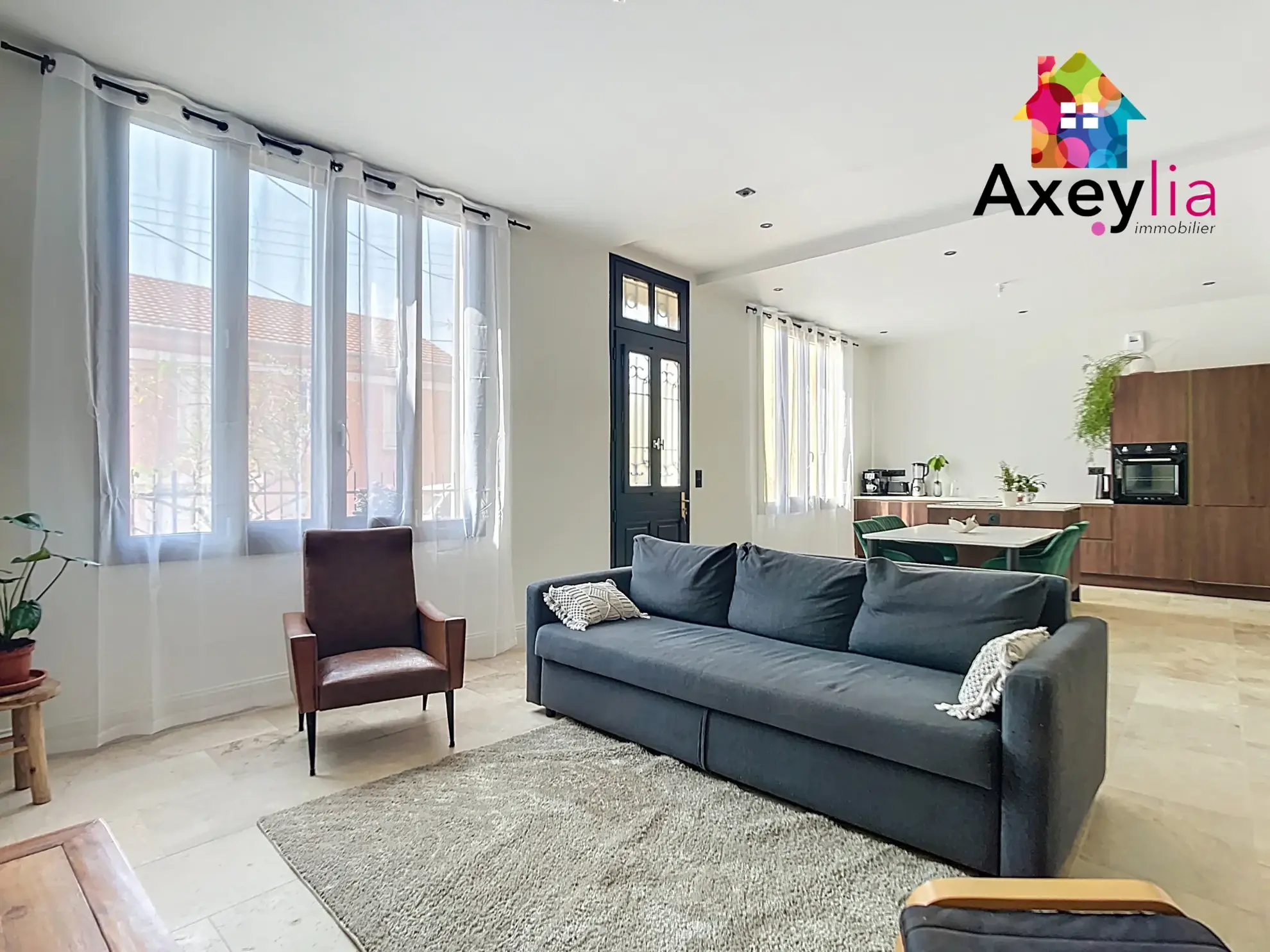 Maison rénovée avec 5 chambres à Roanne, terrain de 502 m², certifiée énergie C 