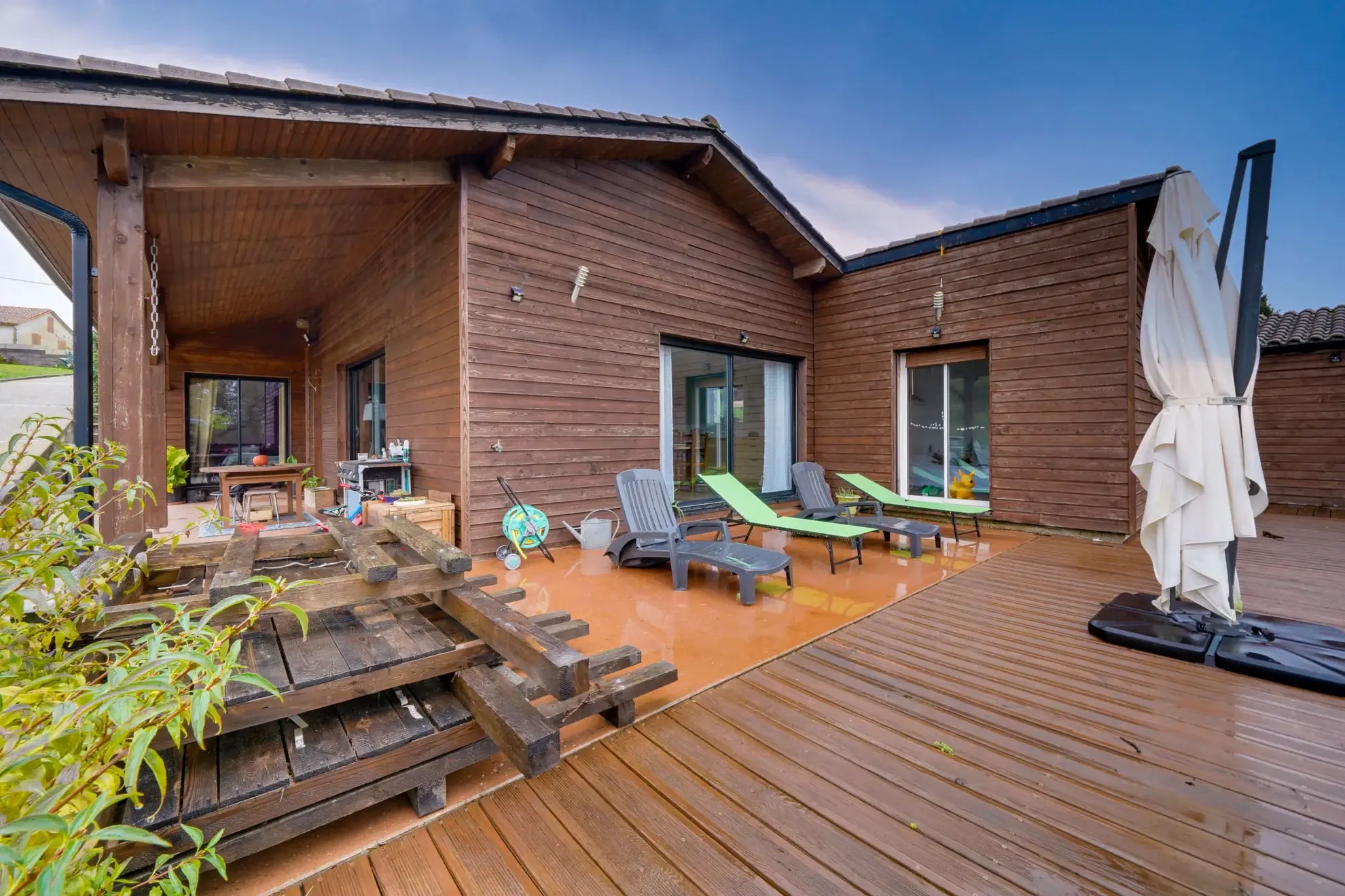 Maison de 125 m² avec 4 chambres, garage et terrain à Saint Martin de Laye