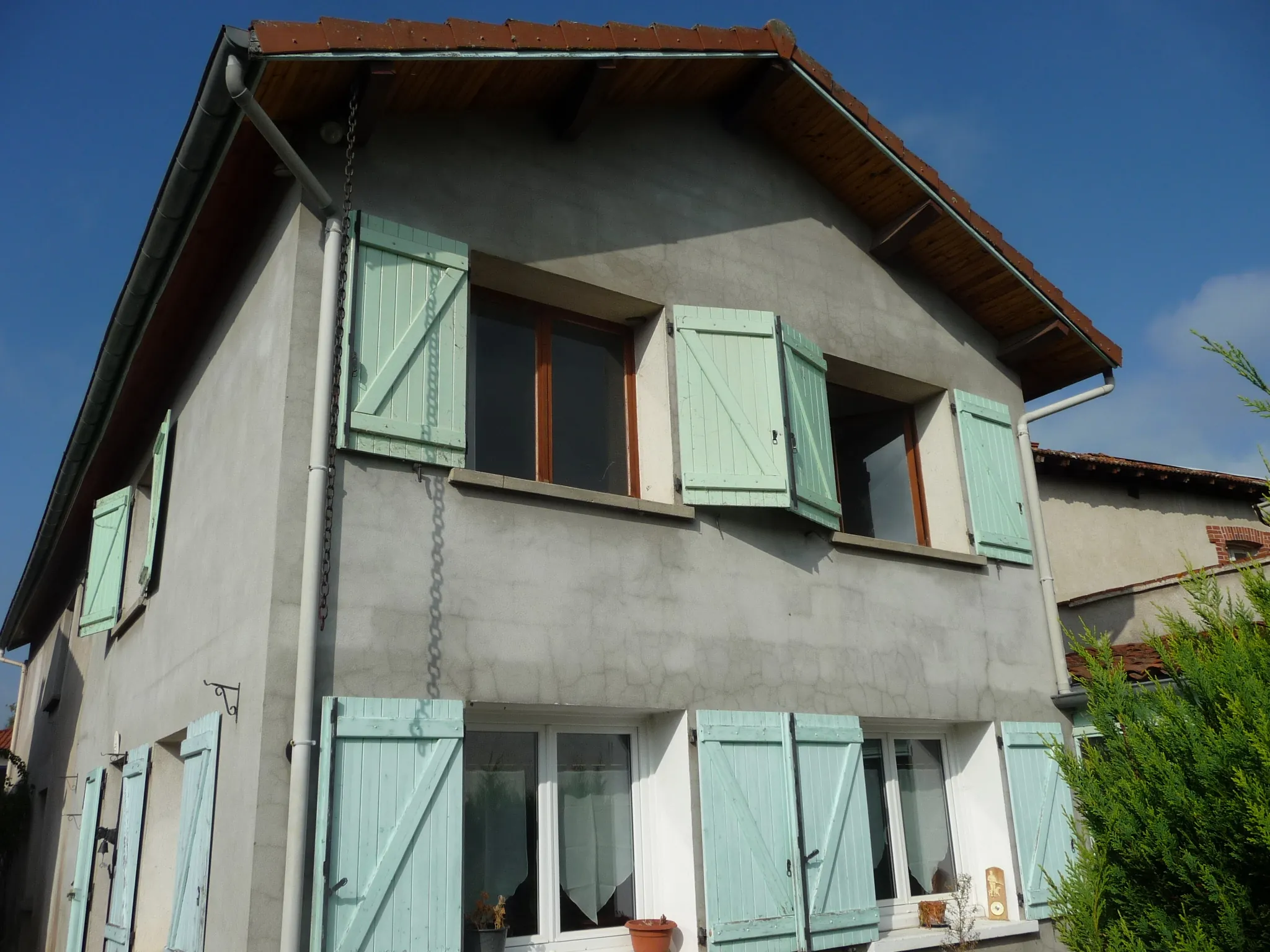 Maison familiale de 162 m² avec grand terrain à Mornand en Forez
