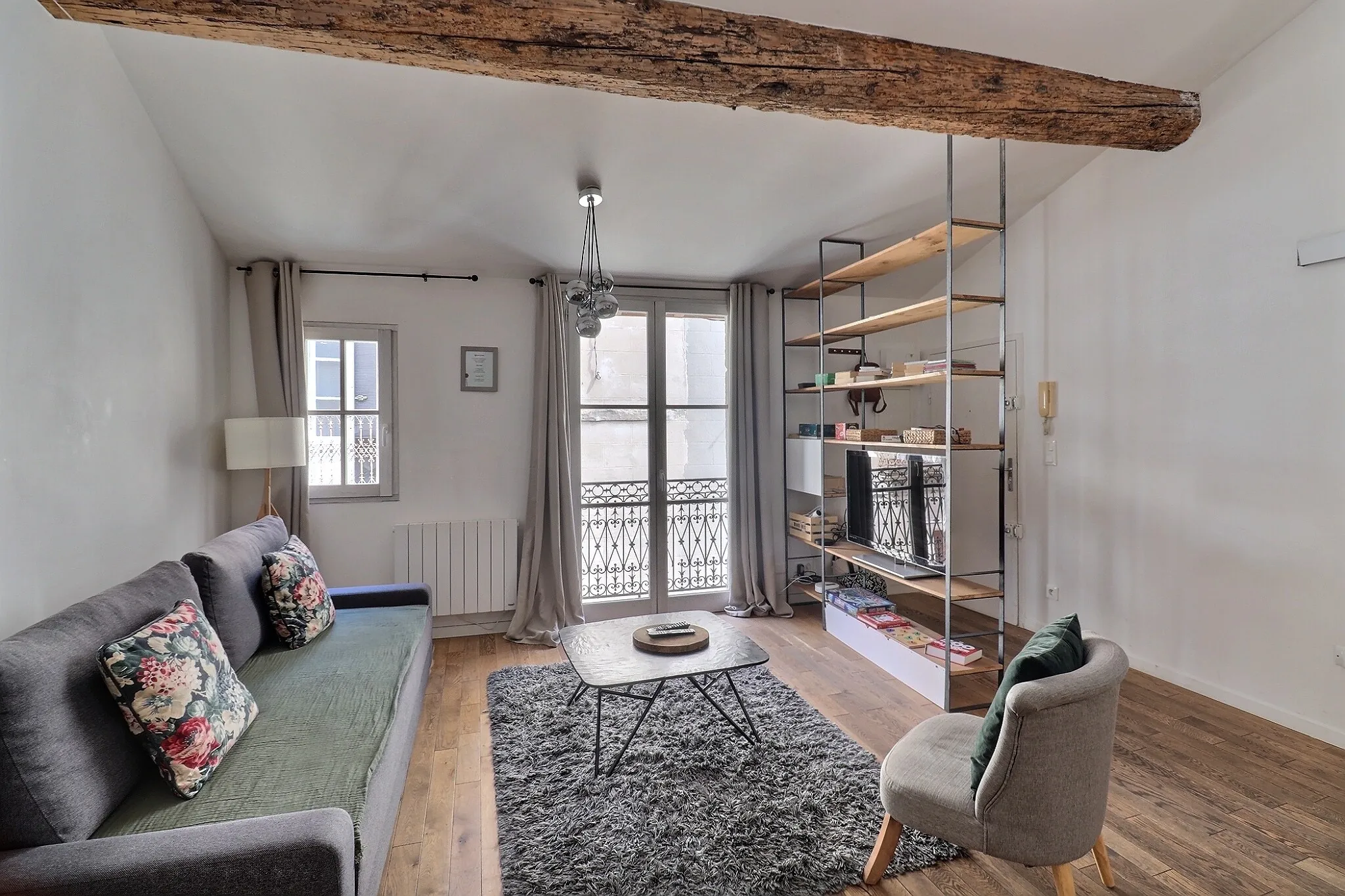 A vendre duplex T2 rénové au cœur du centre historique de Montpellier